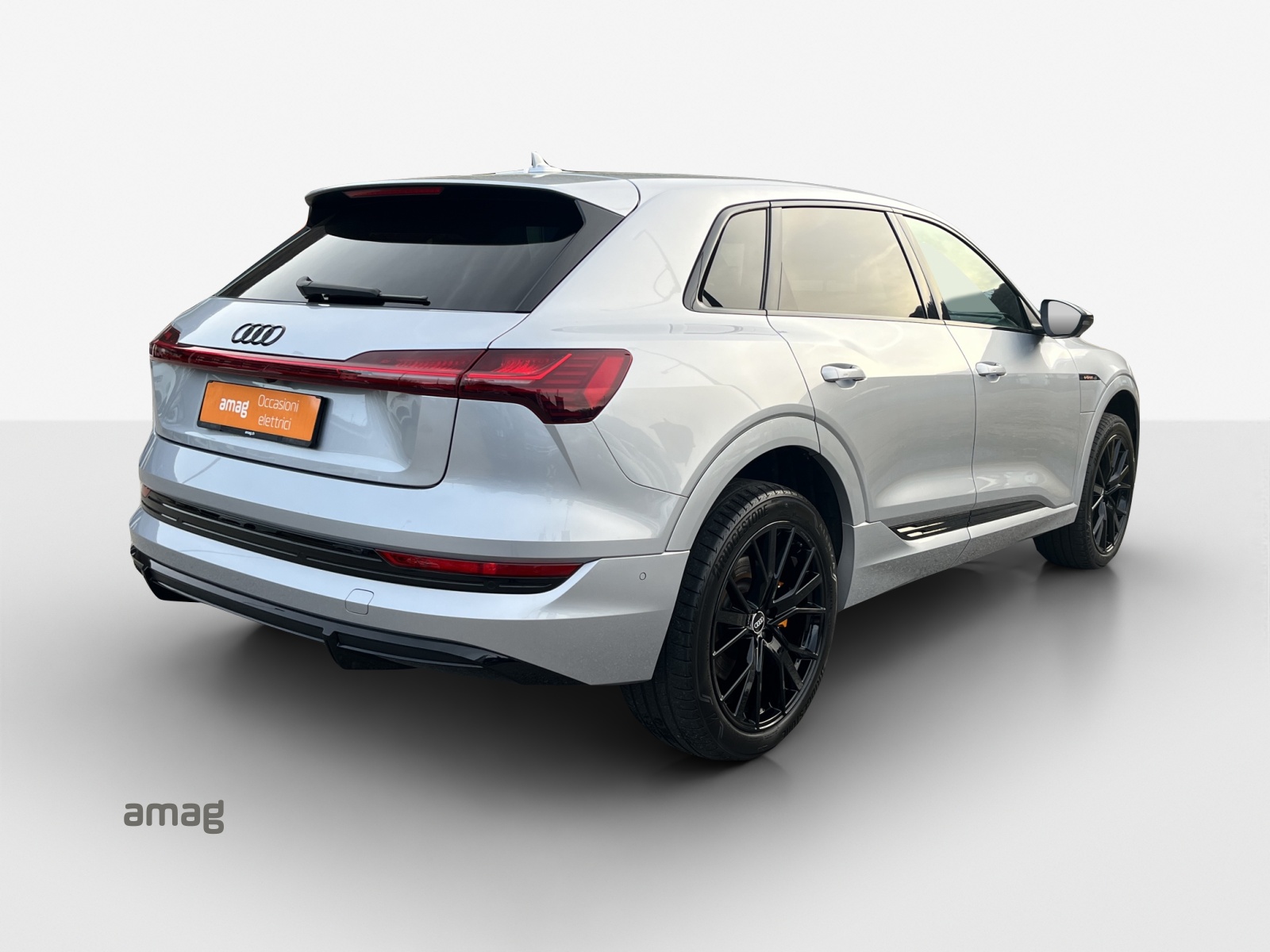 AUDI e-tron 50 S Line Attraction quattro-image-5