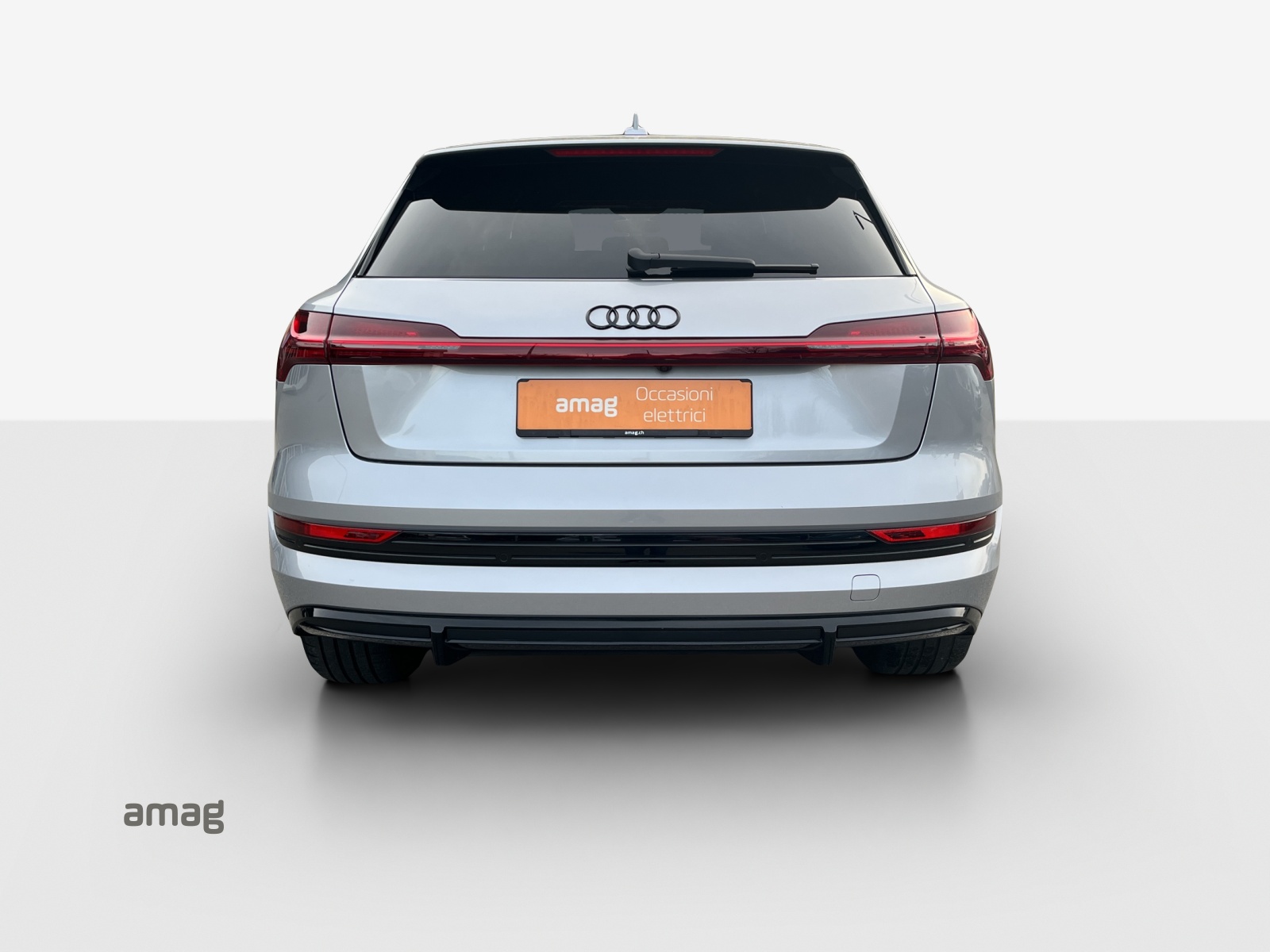 AUDI e-tron 50 S Line Attraction quattro-image-4