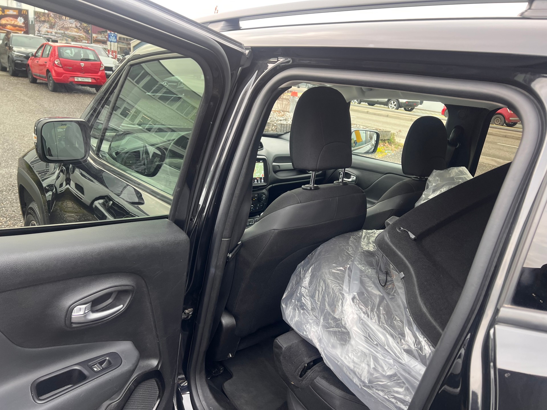 JEEP Renegade 1.0 Turbo Night Eagle-image-11