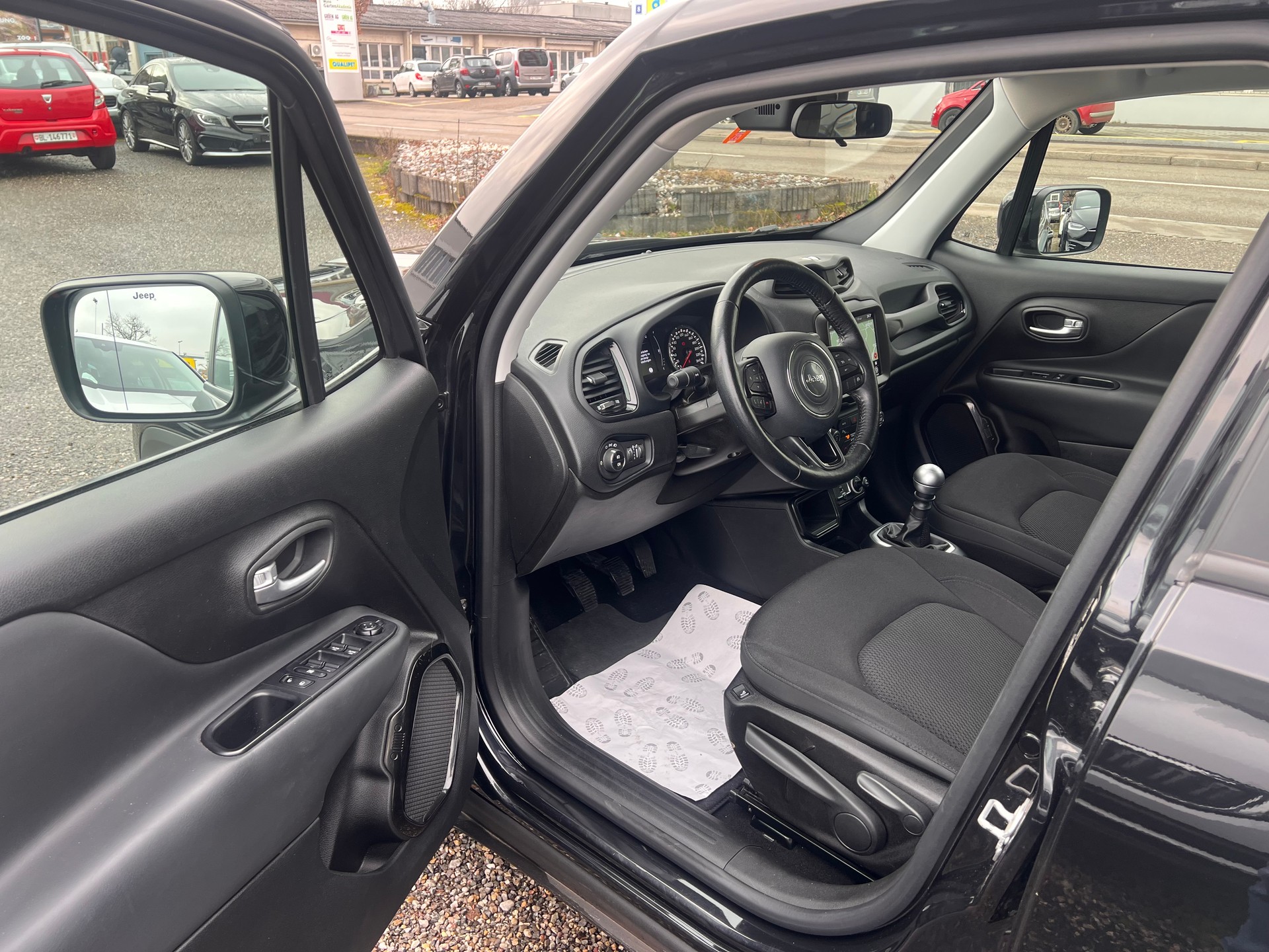 JEEP Renegade 1.0 Turbo Night Eagle-image-10