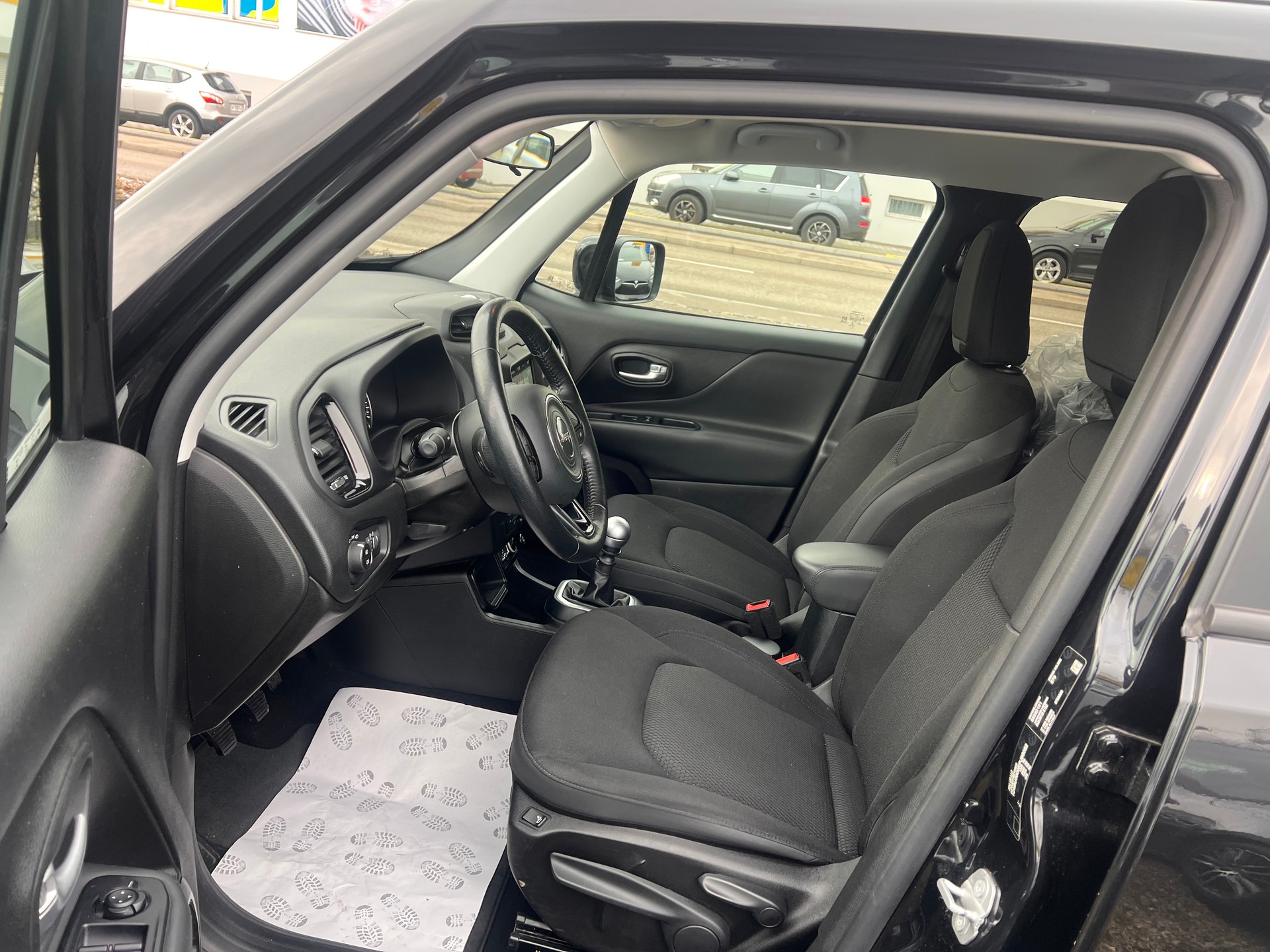 JEEP Renegade 1.0 Turbo Night Eagle-image-9