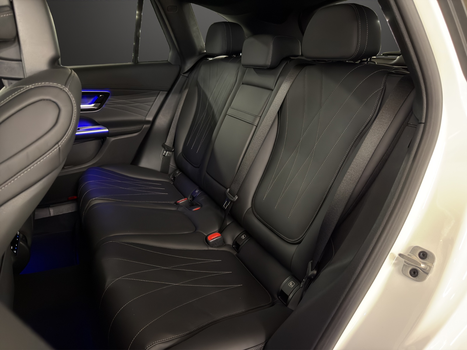 MERCEDES-BENZ GLC 300 4Matic 9G-Tronic-image-14