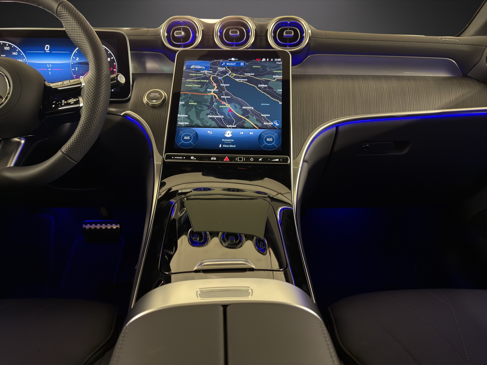 MERCEDES-BENZ GLC 300 4Matic 9G-Tronic-image-9