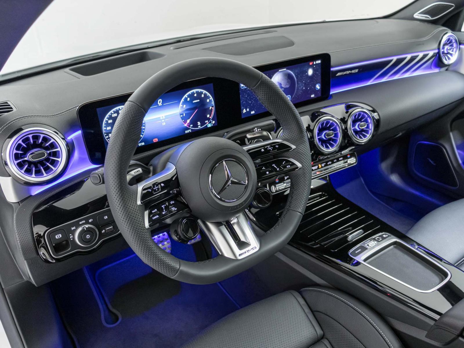 MERCEDES-BENZ CLA 45 AMG S 4MATIC Shooting Brake-image-10