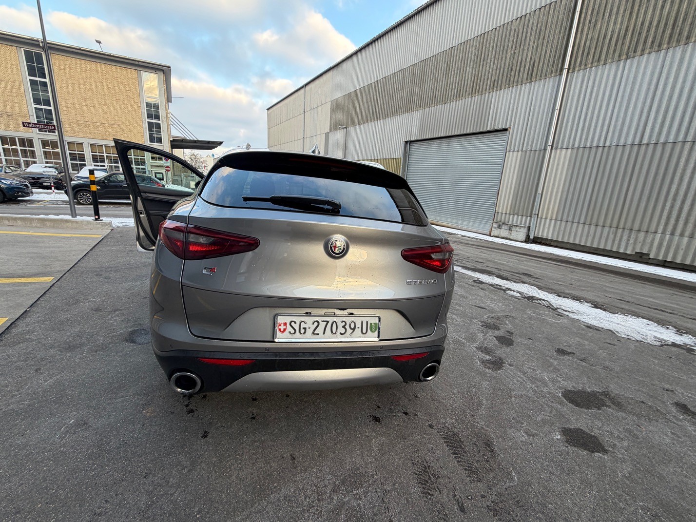 ALFA ROMEO Stelvio 2.0 Executive Q4 Automatic-image-12