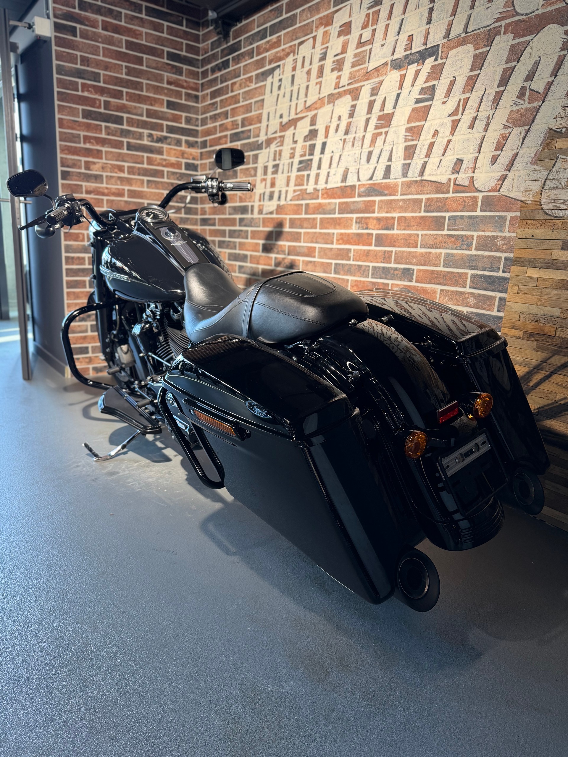 HARLEY-DAVIDSON FLHRXS Road King Special 114 ABS-showroom-element-3