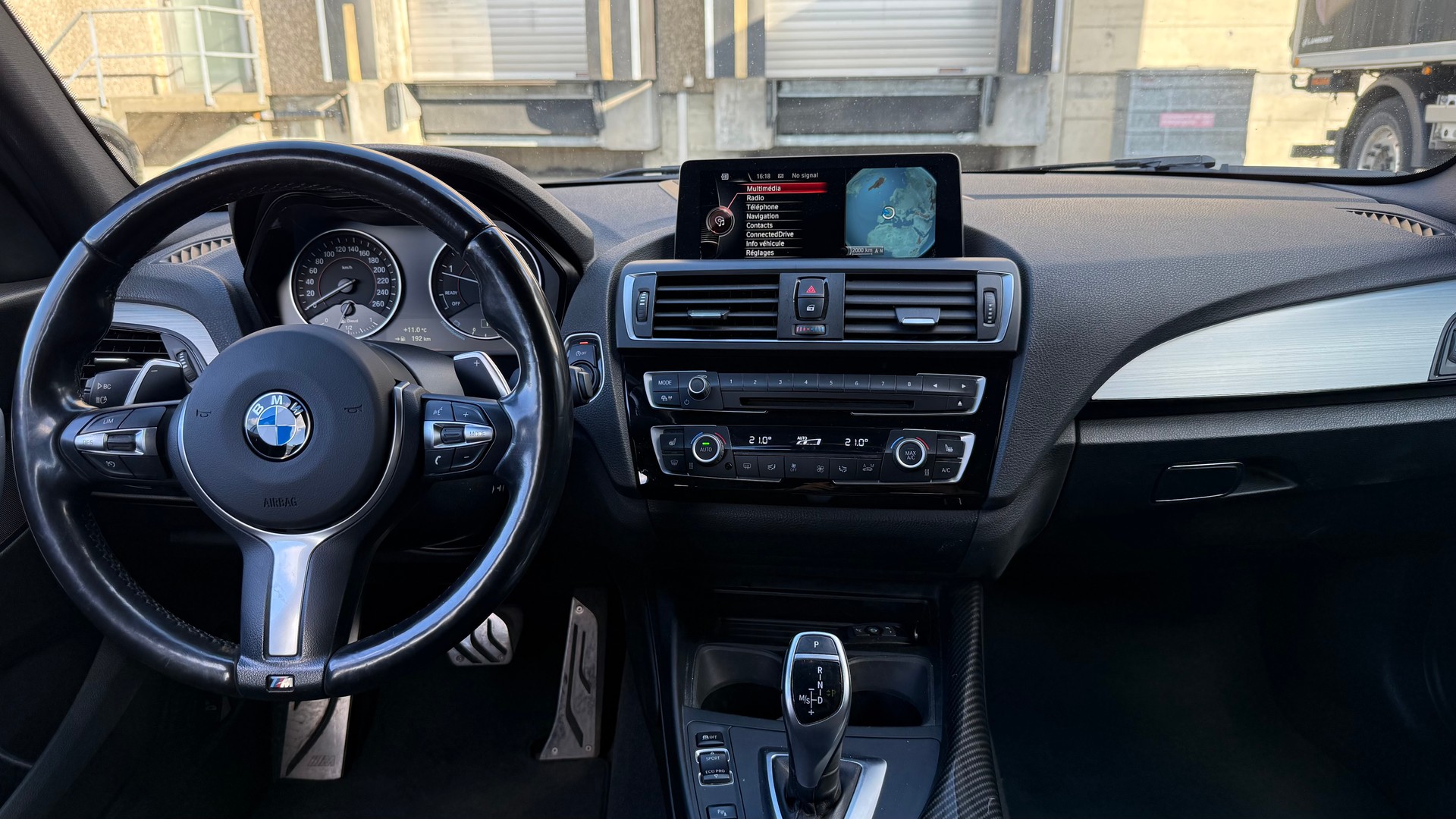 BMW 120d xDrive M Sport Steptronic-image-9