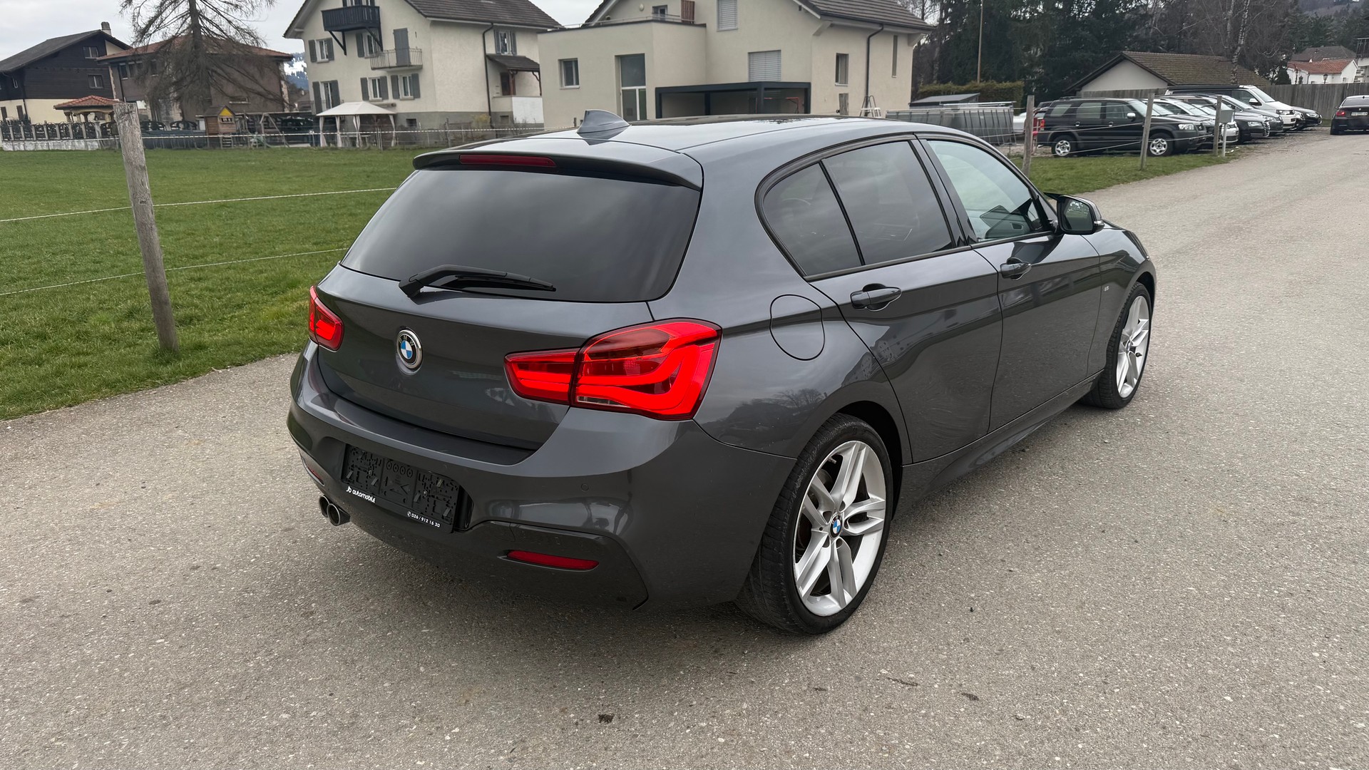BMW 120d xDrive M Sport Steptronic-image-6
