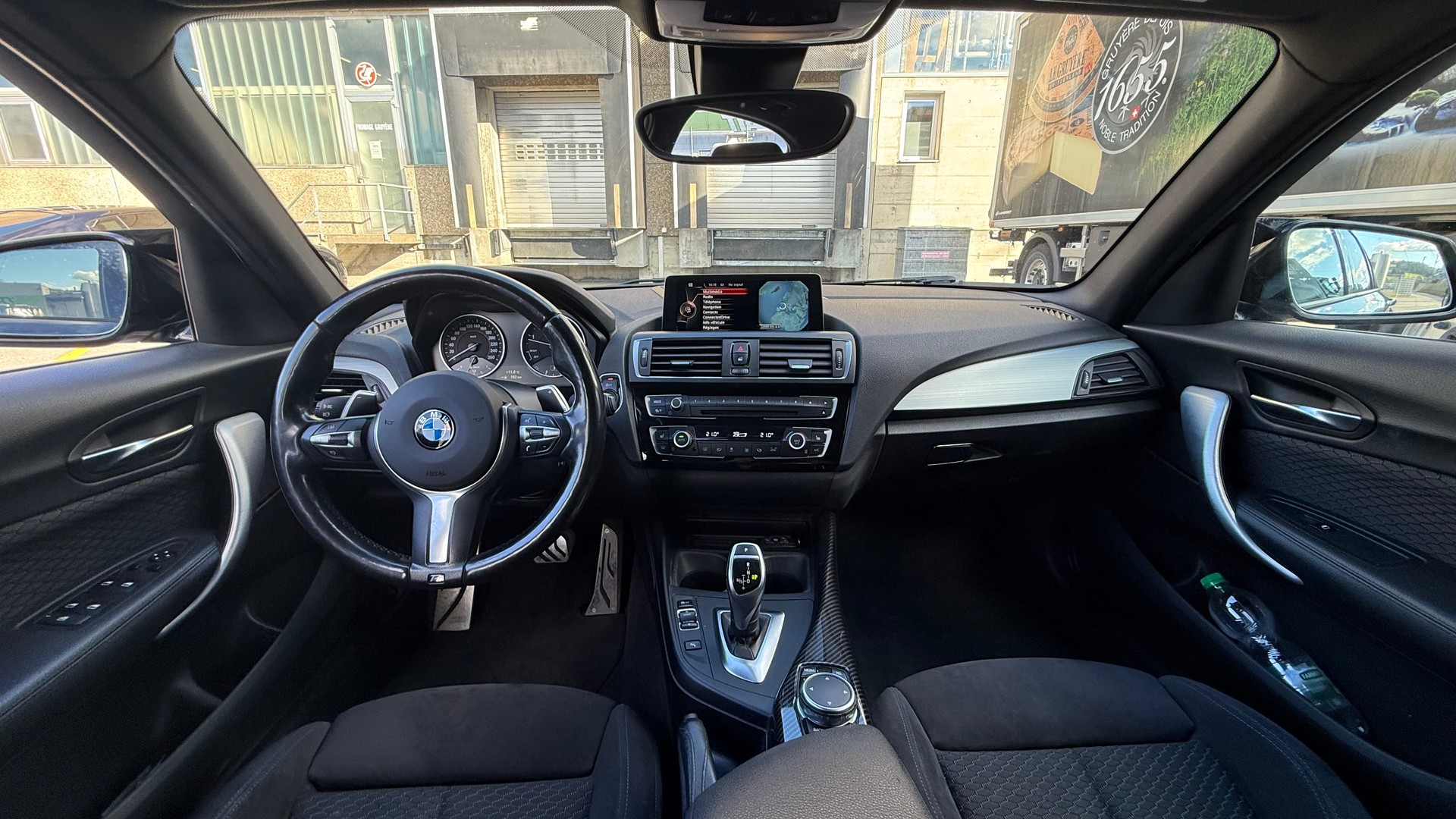 BMW 120d xDrive M Sport Steptronic-image-8