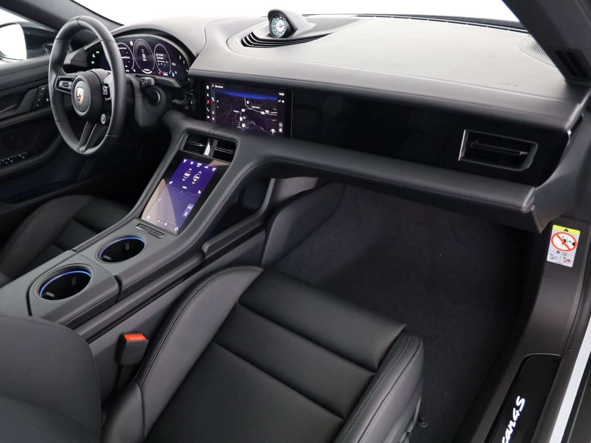 PORSCHE Taycan 4S Sport Turismo Black Edition-image-14