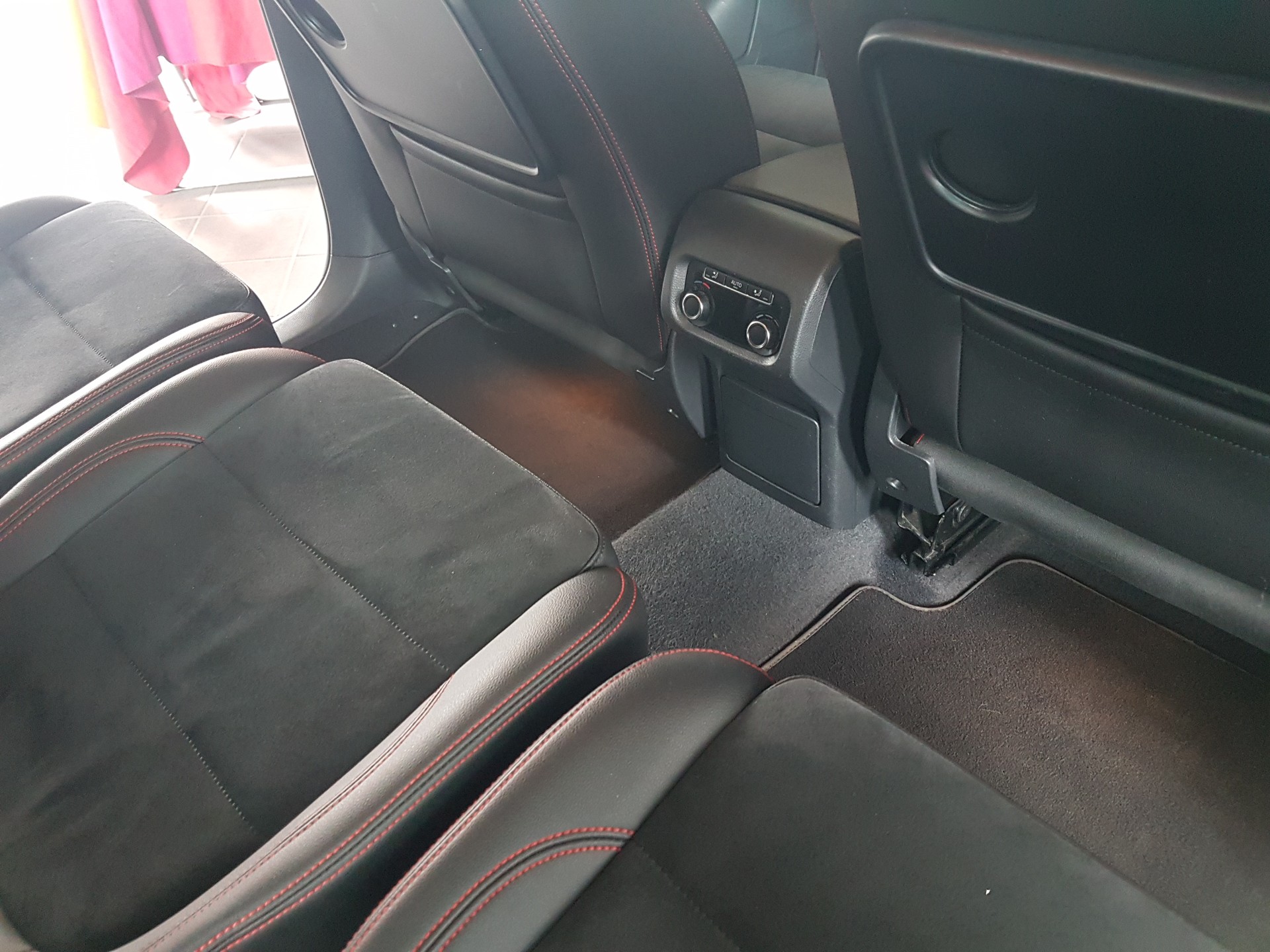 SEAT Alhambra 2.0 TDI FR Line DSG-image-13