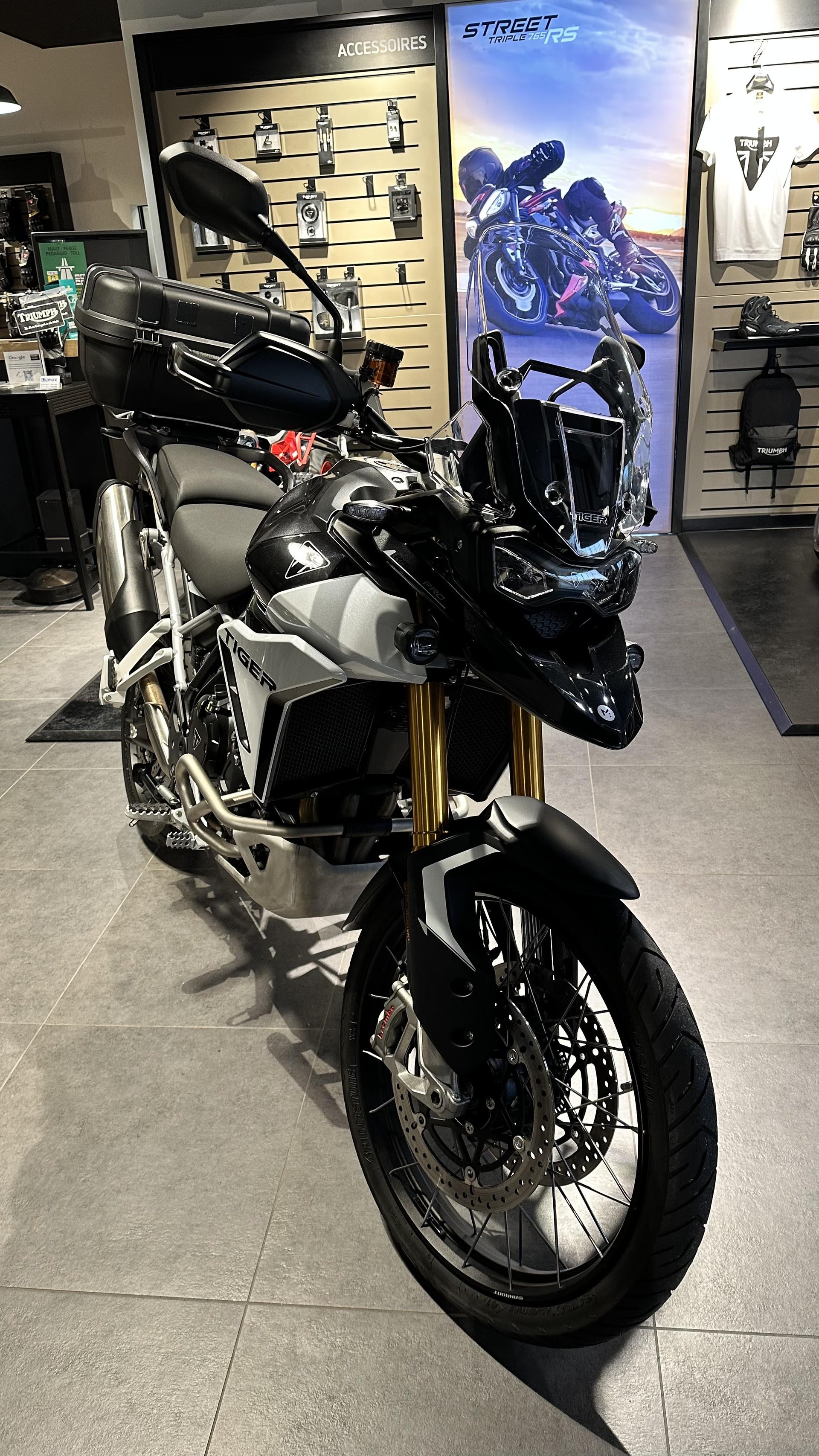 TRIUMPH Tiger 900 Rally Pro-showroom-element-3