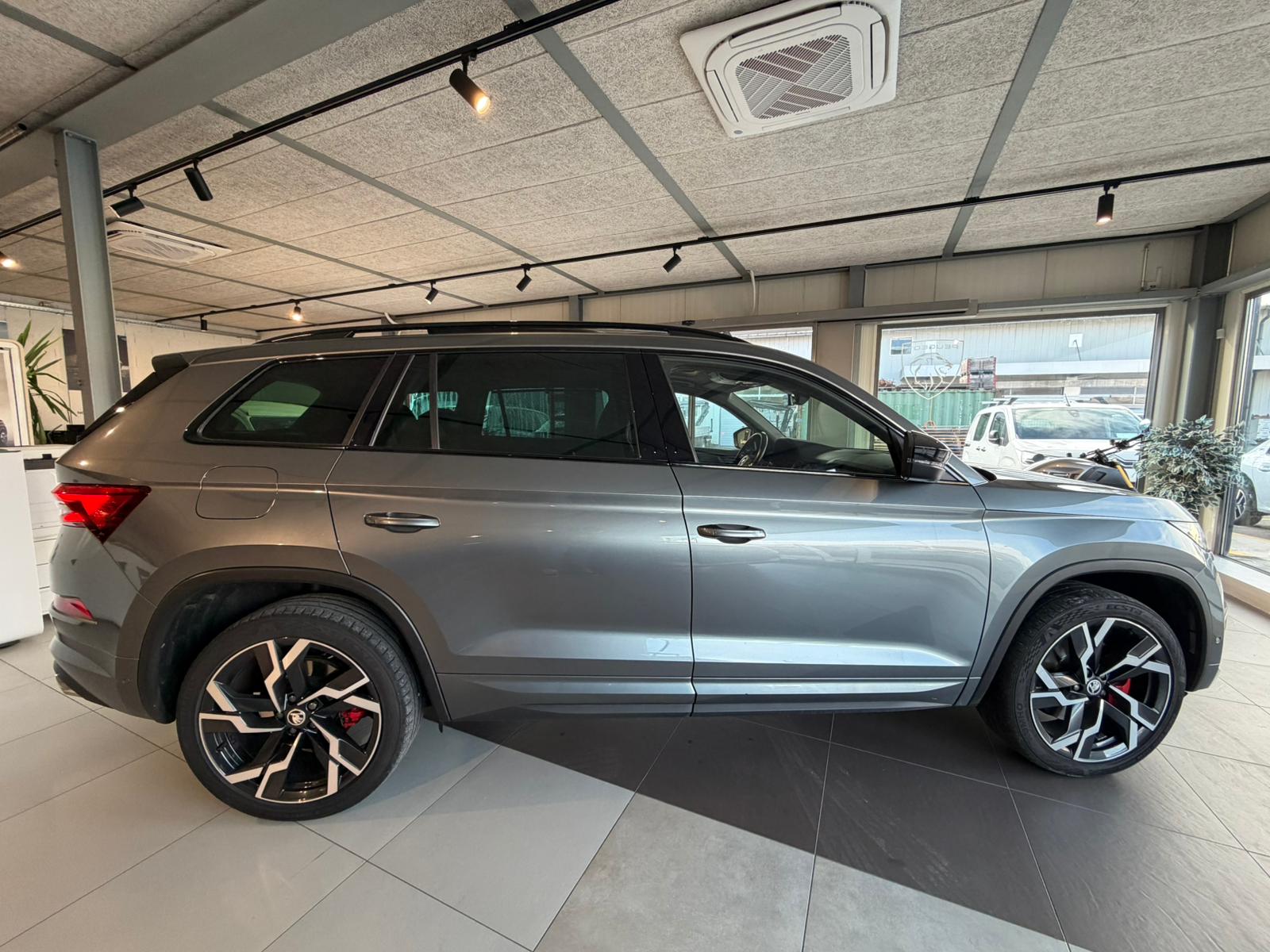 SKODA Kodiaq 2.0 TSI 4x4 RS 7 places AHK-image-5