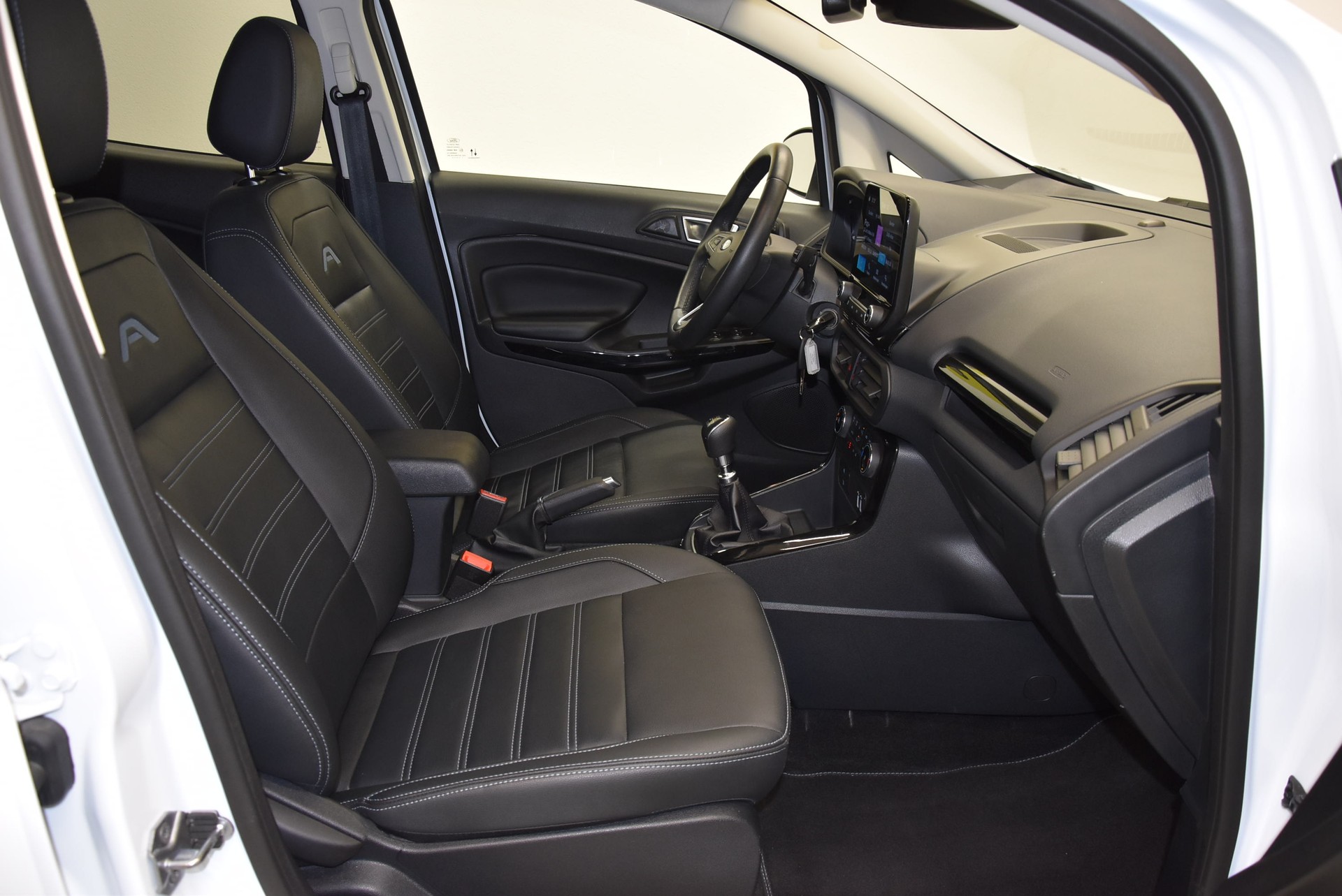 FORD EcoSport 1.0SCTi Trend+-image-3