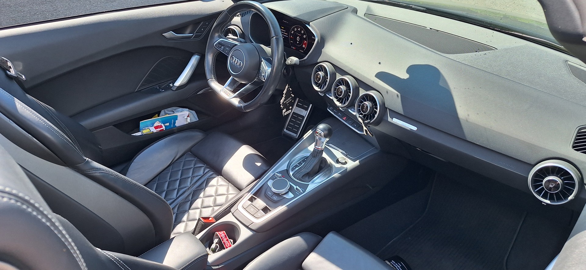 AUDI TTS Roadster 2.0 TFSI quattro S-tronic-image-2
