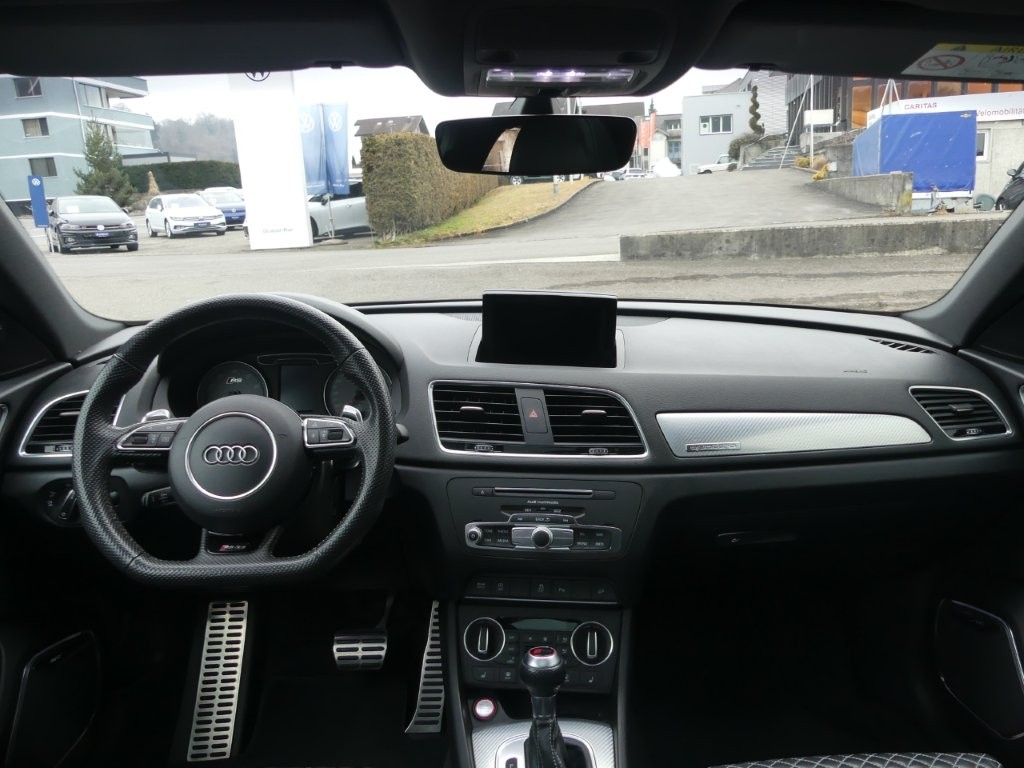 AUDI RS Q3 2.5 TFSI performance quattro S-tronic-image-8
