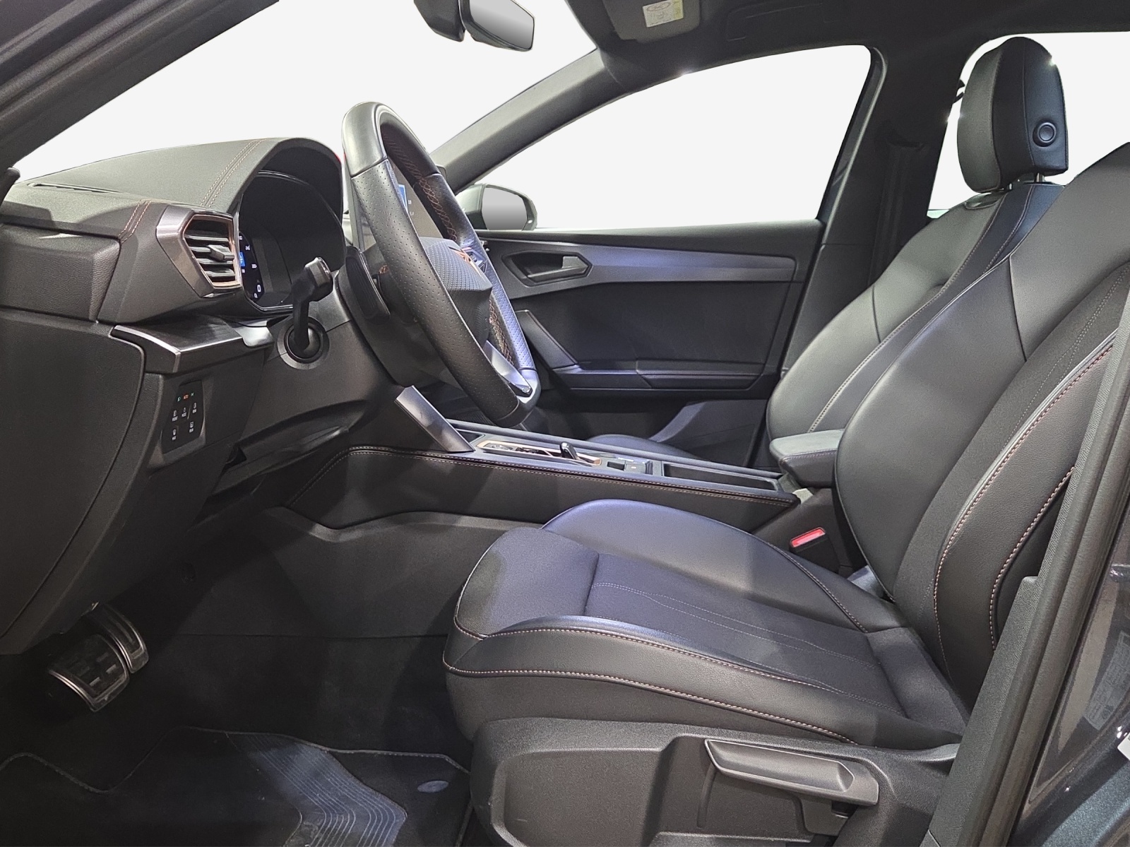 CUPRA LEON ST 1.5 eTSI DSG-image-7