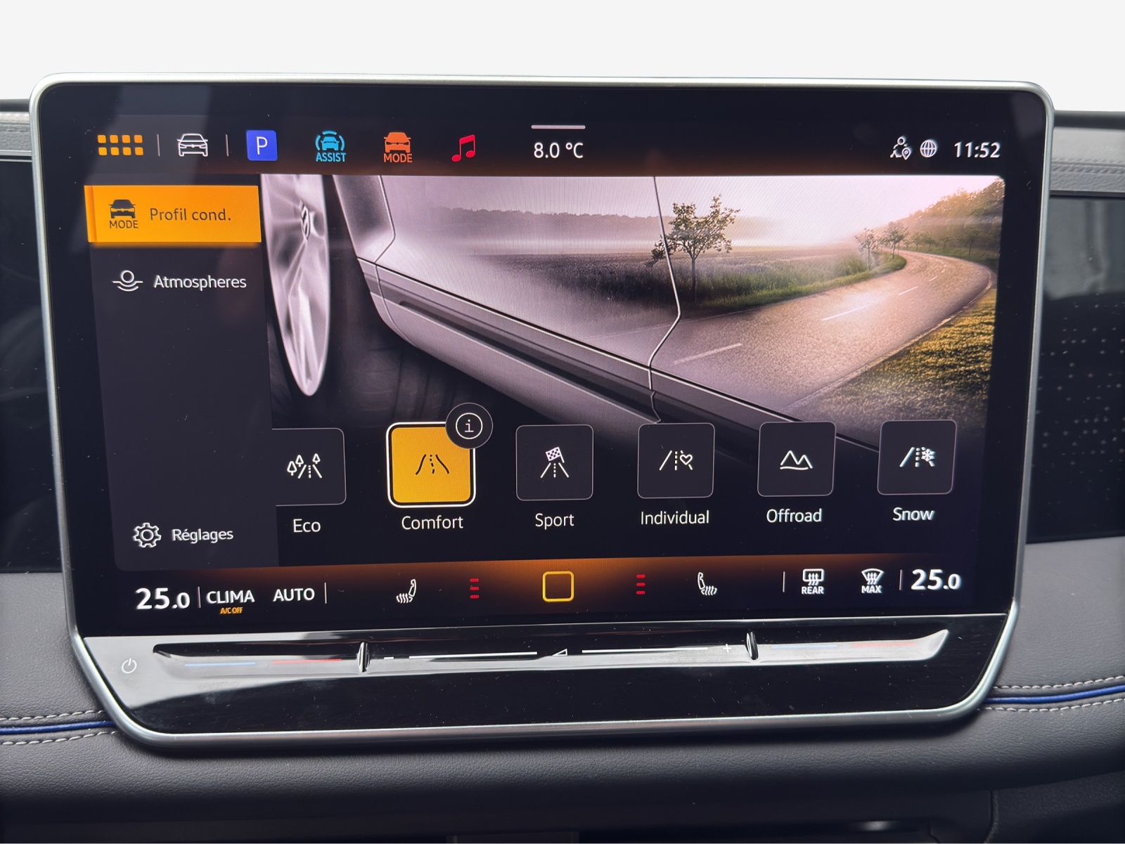 VW Tiguan 2.0 TDI SCR R-Line 4Motion DSG-image-15