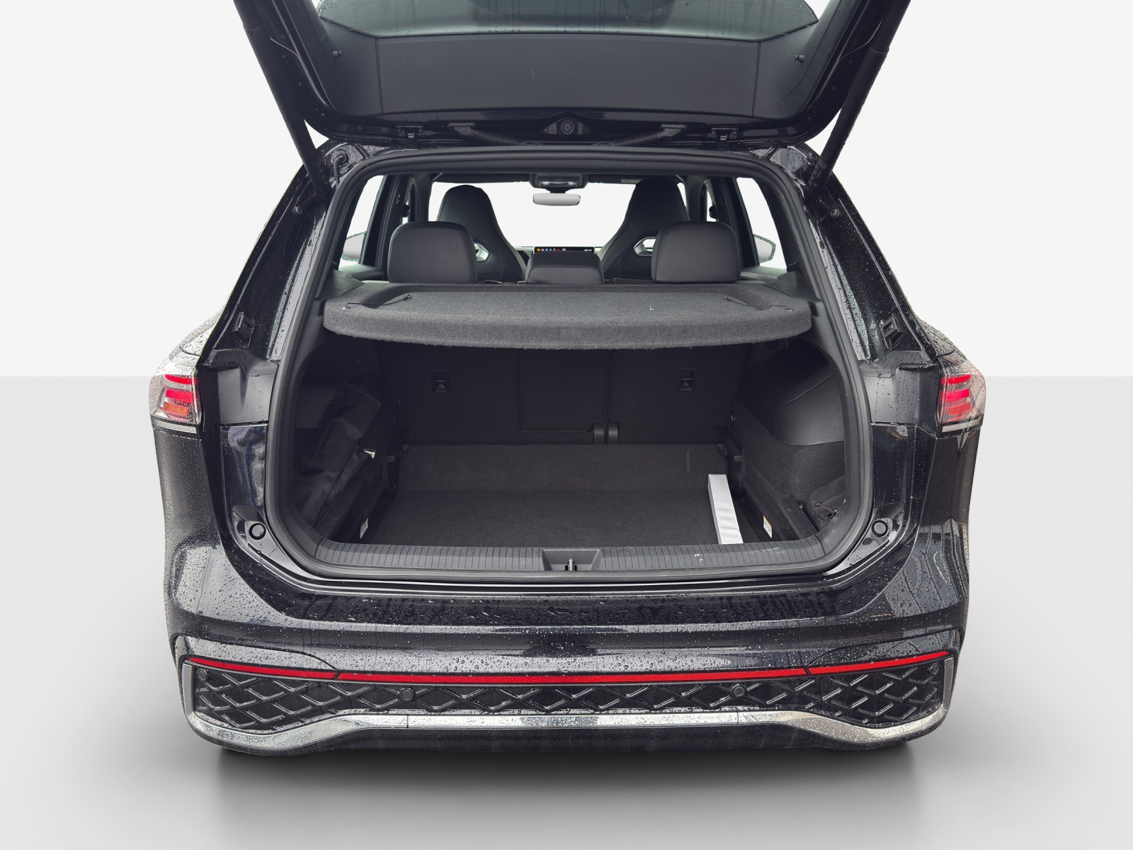 VW Tiguan 2.0 TDI SCR R-Line 4Motion DSG-image-12