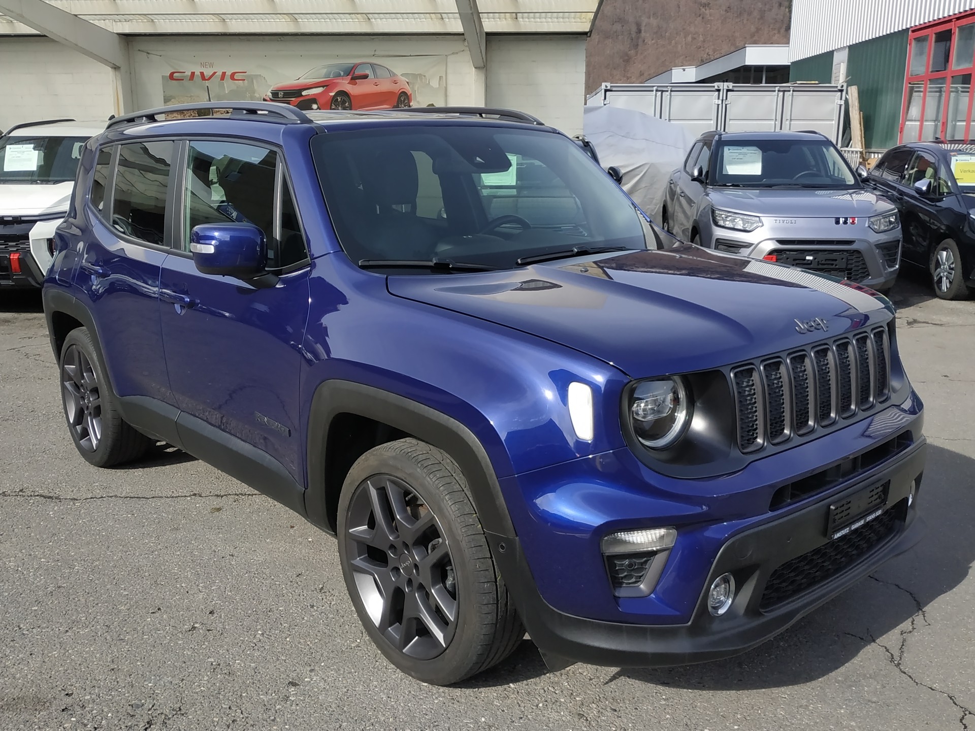 JEEP Renegade 1.3 GSE Turbo Limited Automat-image-1