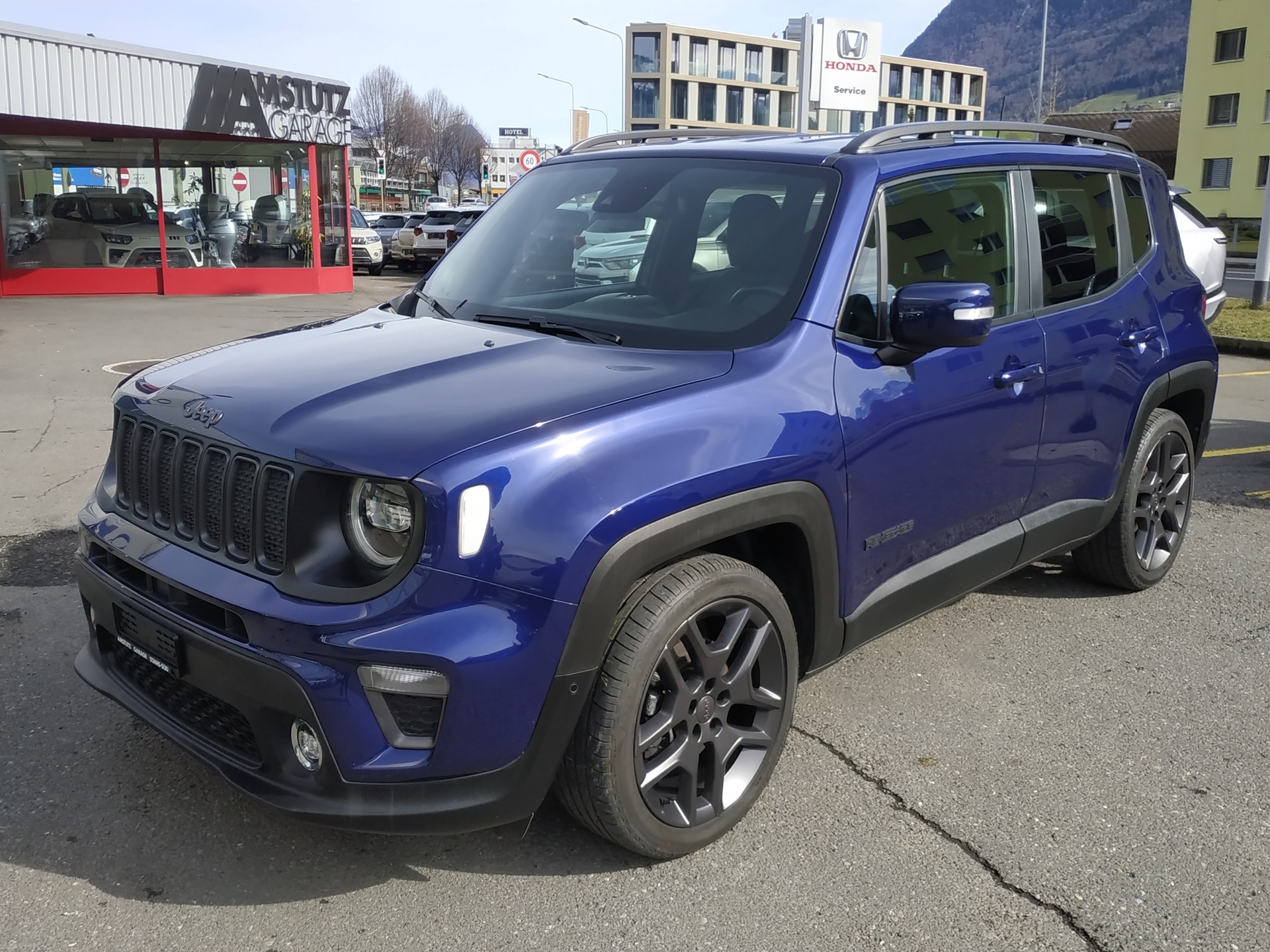 JEEP Renegade 1.3 GSE Turbo Limited Automat-image-2