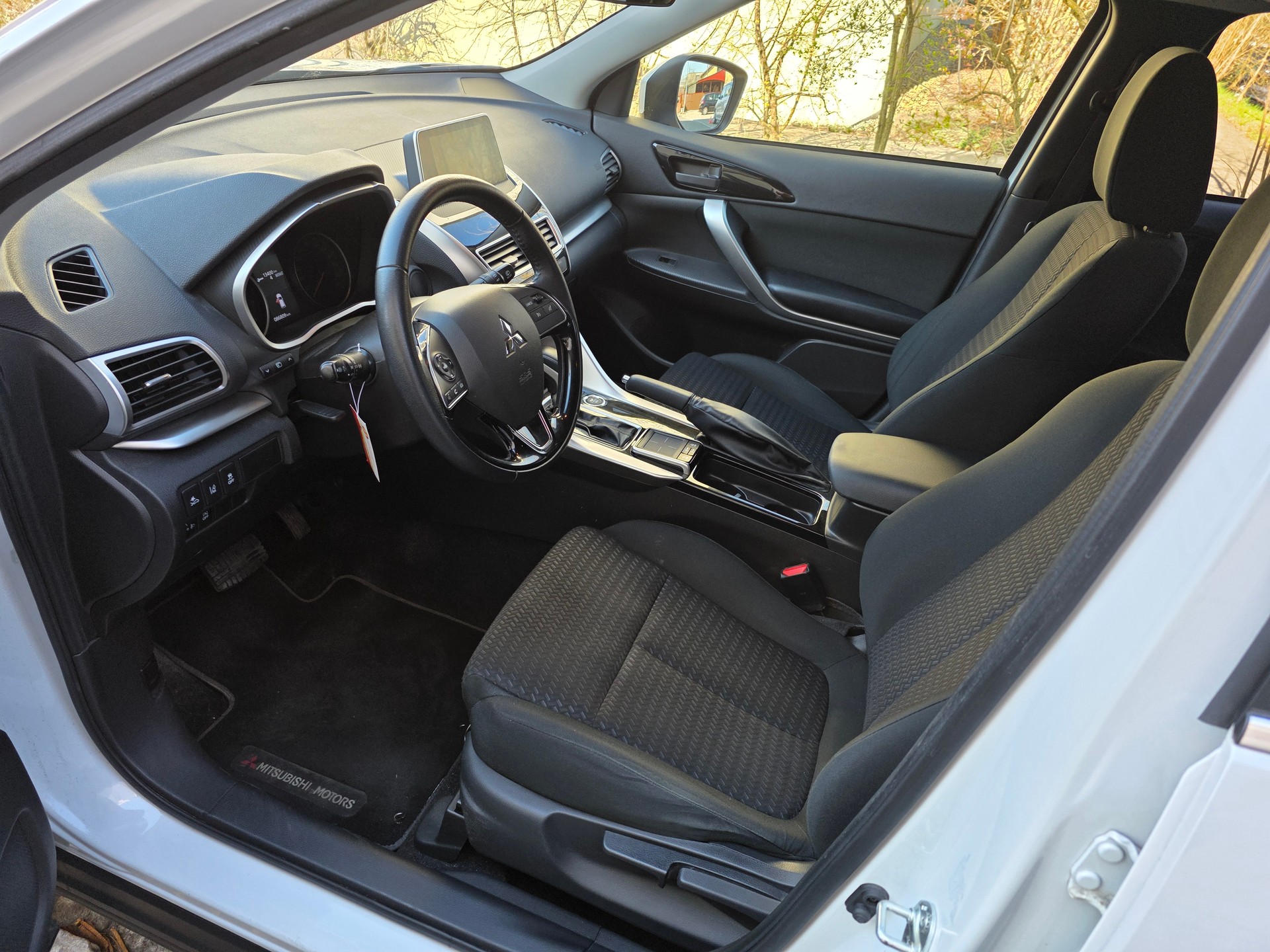 MITSUBISHI Eclipse Cross 1.5 T-Mivec Value 4WD CVT-image-7