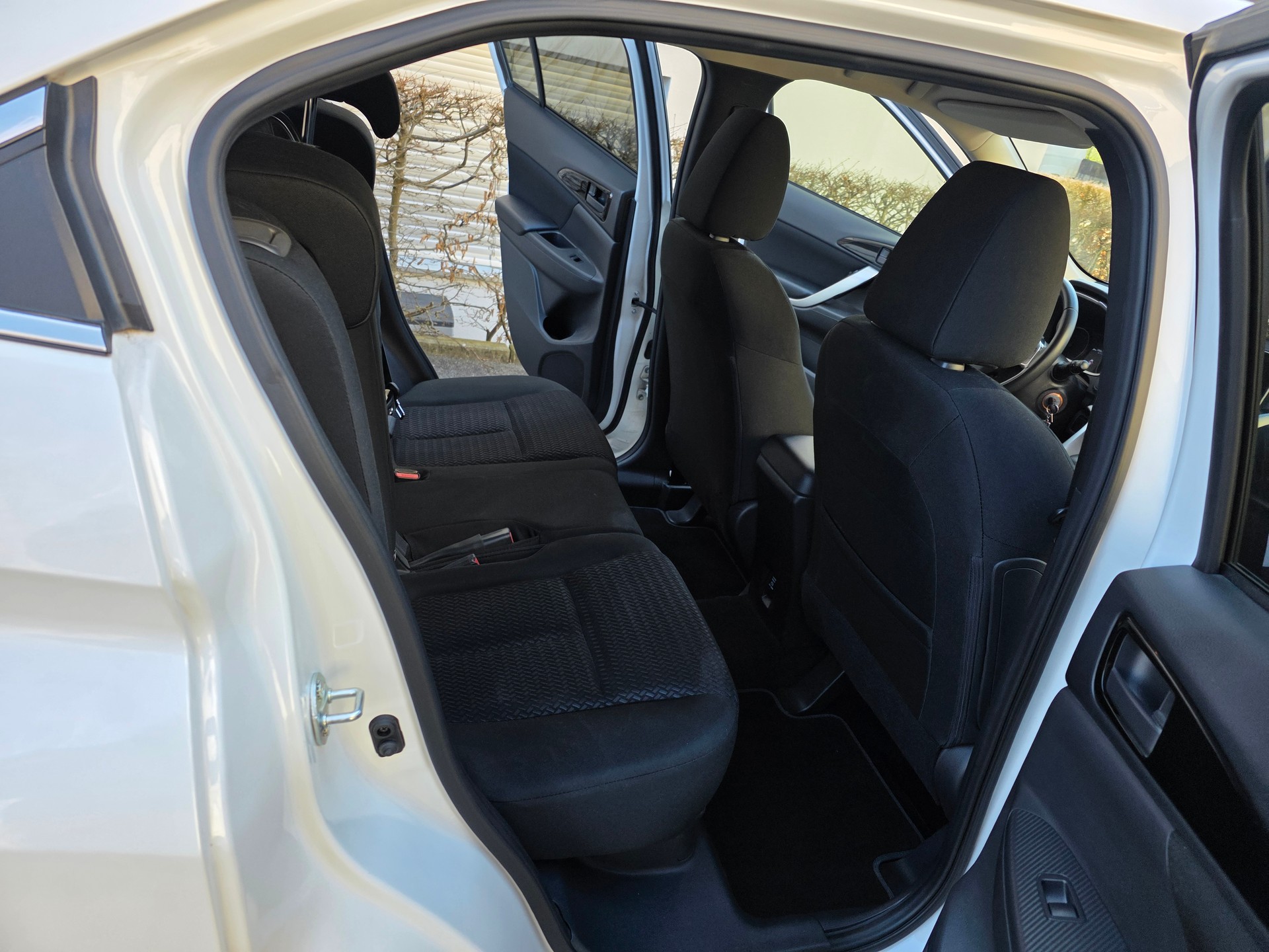MITSUBISHI Eclipse Cross 1.5 T-Mivec Value 4WD CVT-image-12