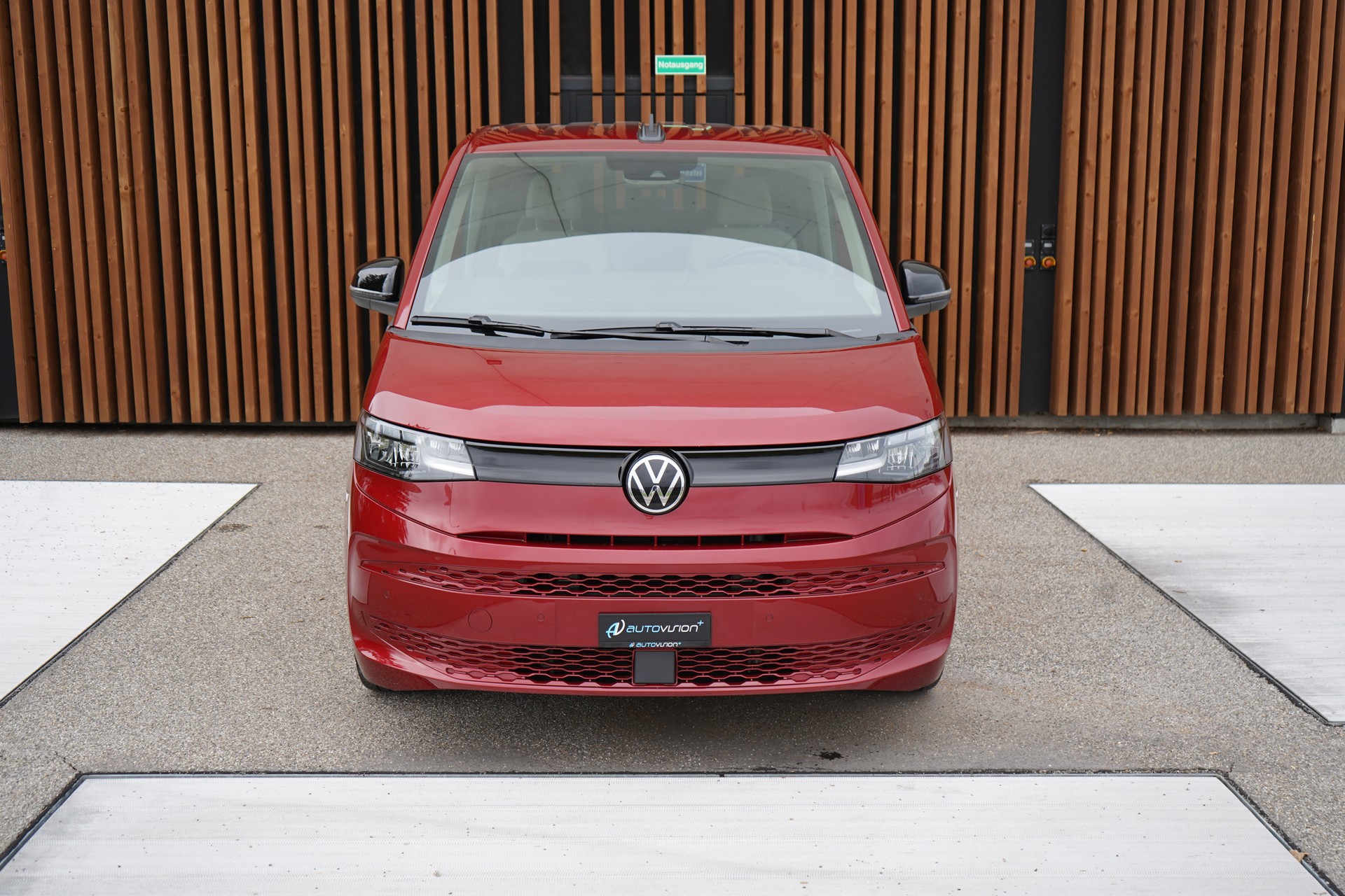 VW MULTIVAN 2.0 TSI LIBERTY SPORT DSG l 204 PS-image-14