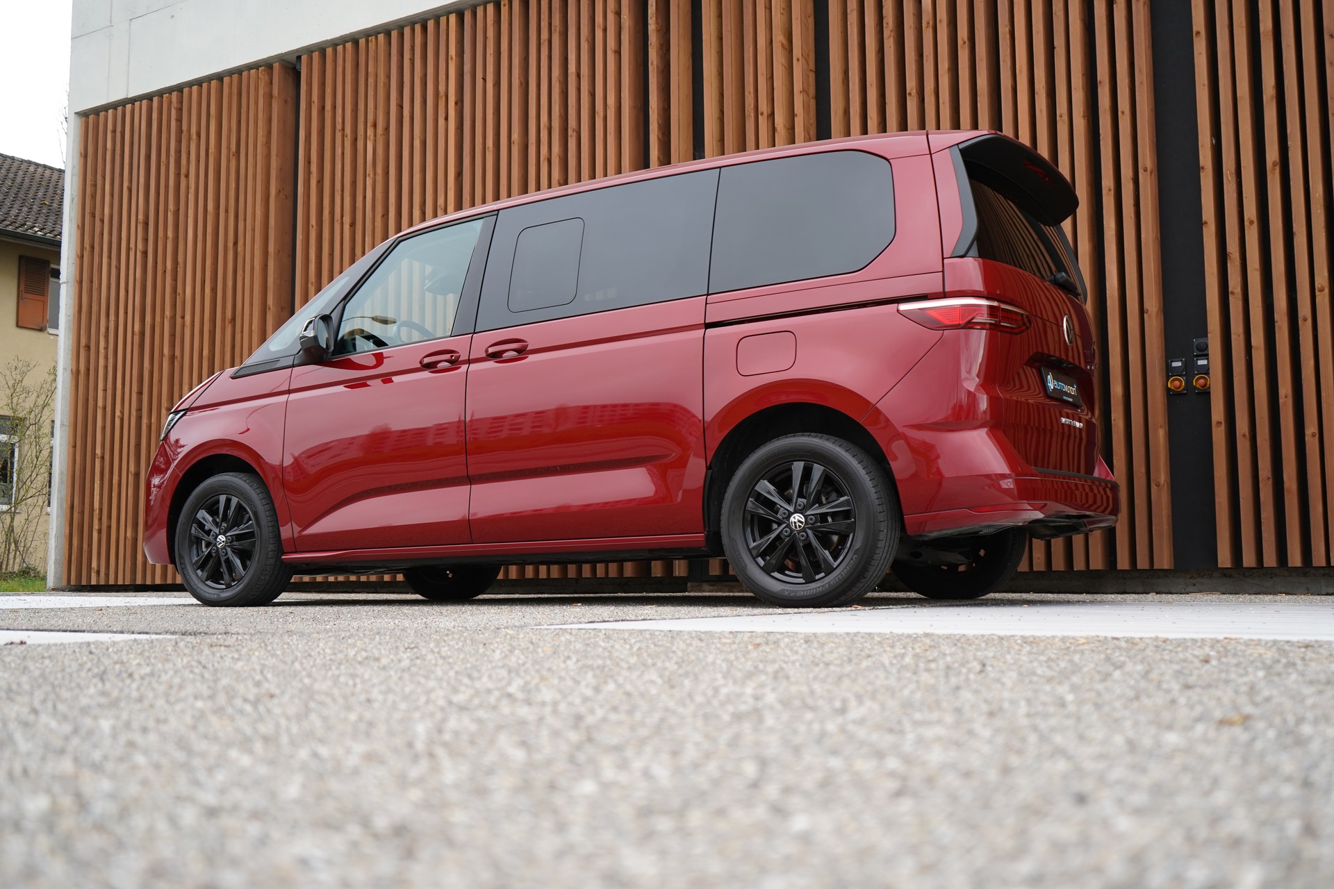 VW MULTIVAN 2.0 TSI LIBERTY SPORT DSG l 204 PS-image-10