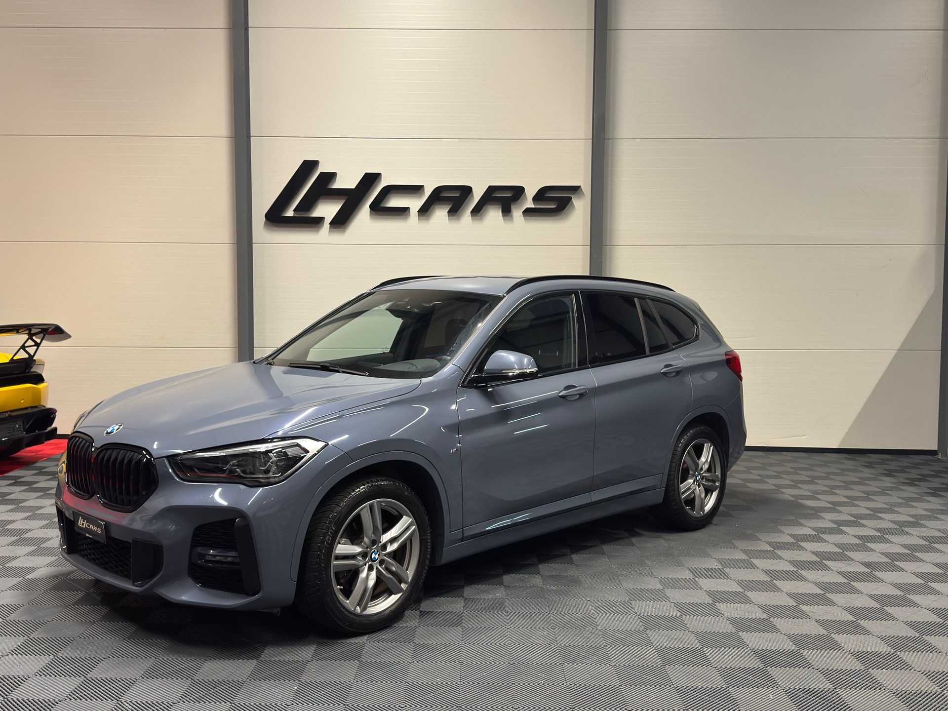 BMW X1 xDrive 25d M Sport Steptronic-image-0