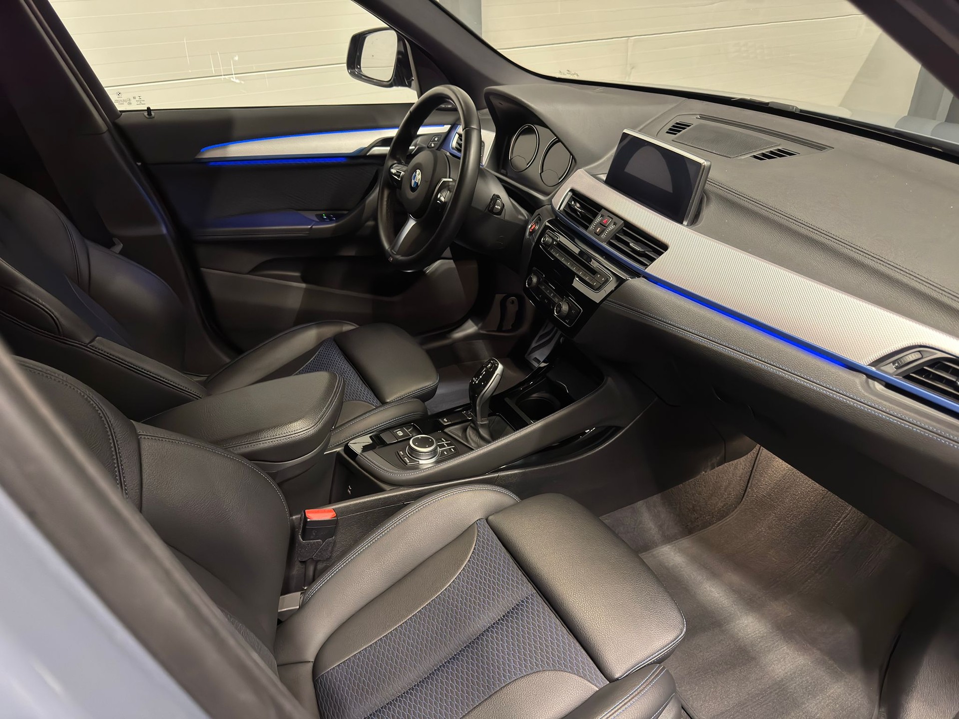 BMW X1 xDrive 25d M Sport Steptronic-image-11