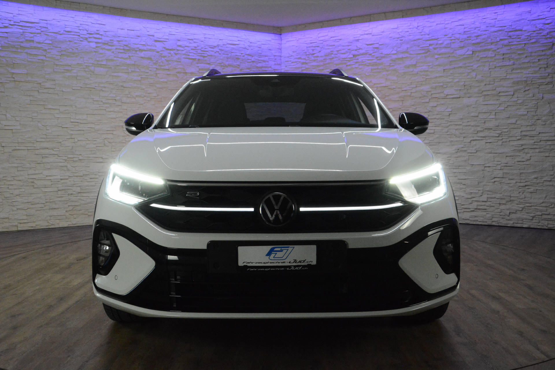VW Taigo 1.0 TSI R-Line DSG-image-19