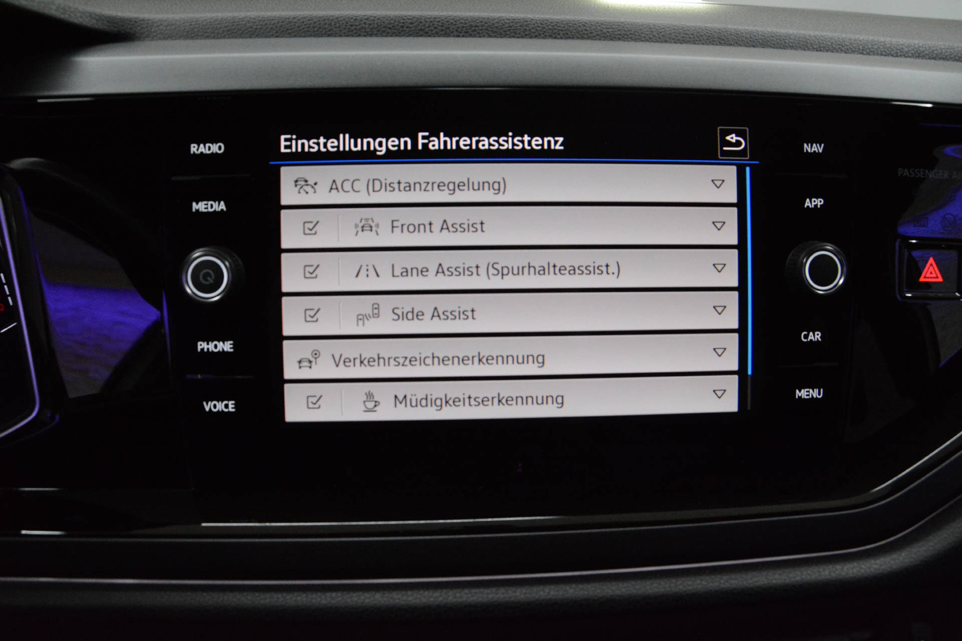 VW Taigo 1.0 TSI R-Line DSG-image-17