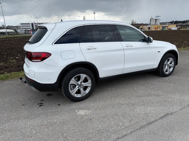 MERCEDES-BENZ GLC 300 de Off-Road 4Matic 9G-Tronic-image-2