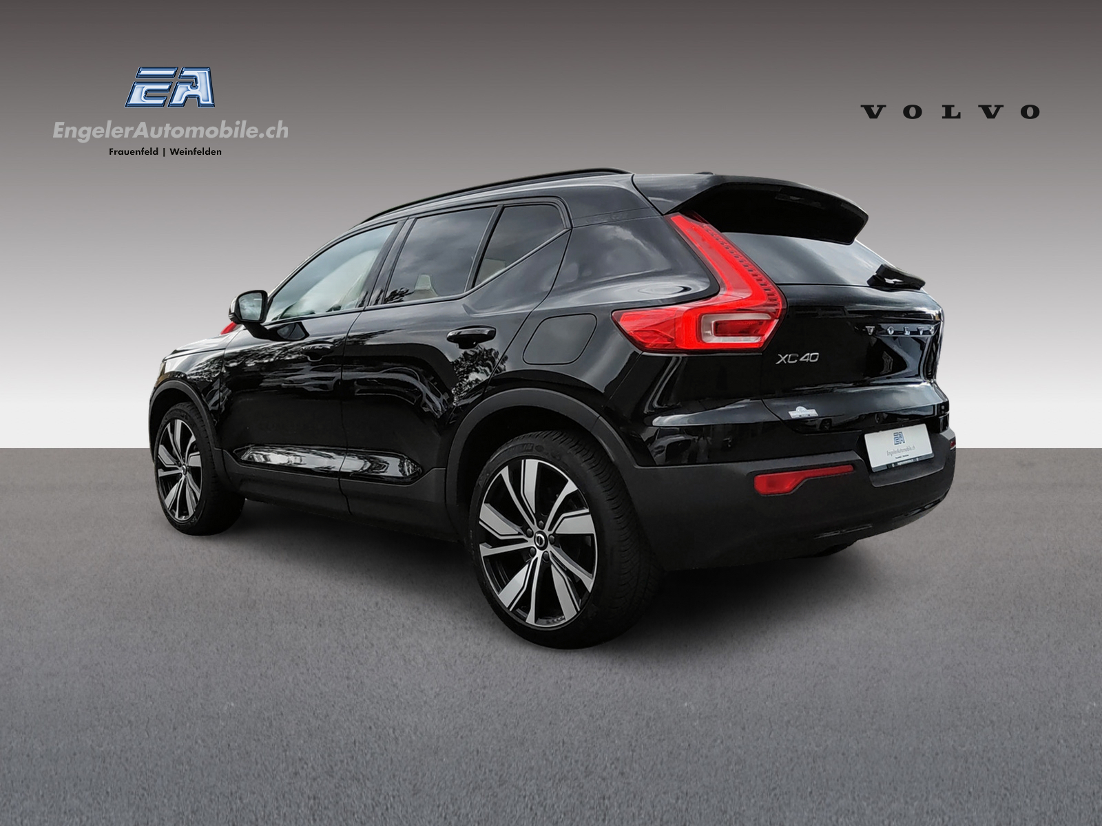 VOLVO XC40 P8 Twin Pro AWD-showroom-element-3