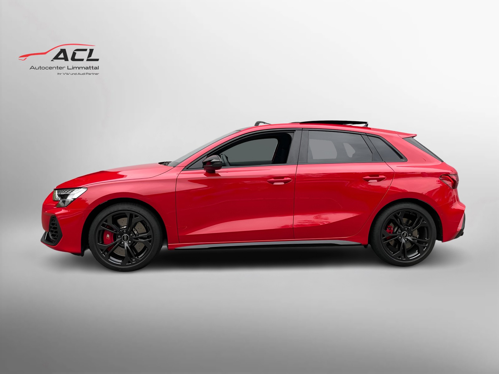 AUDI S3 Sportback TFSI quattro S-tronic-image-2