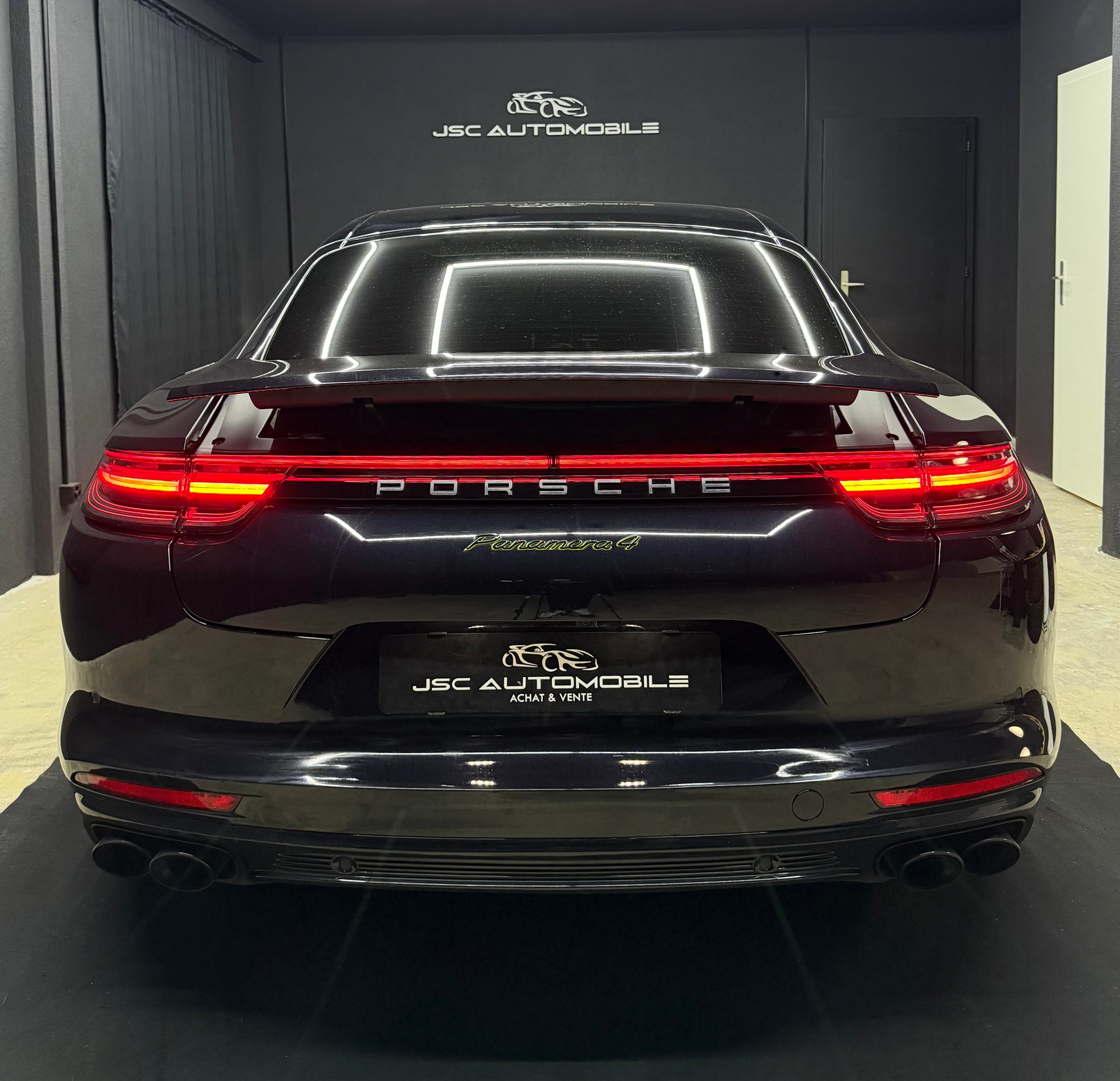 PORSCHE Panamera 4 E-Hybrid PDK-image-4