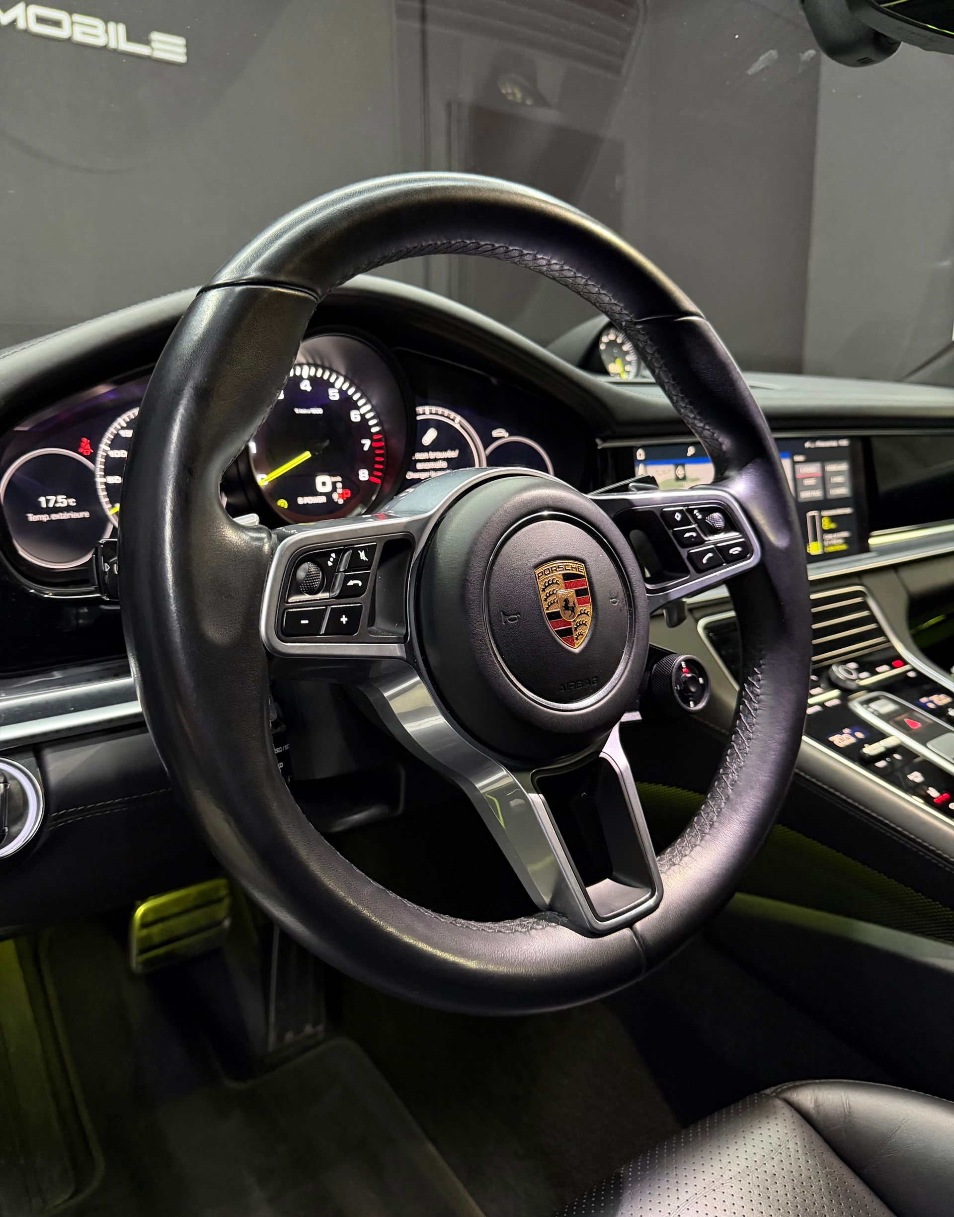 PORSCHE Panamera 4 E-Hybrid PDK-image-21