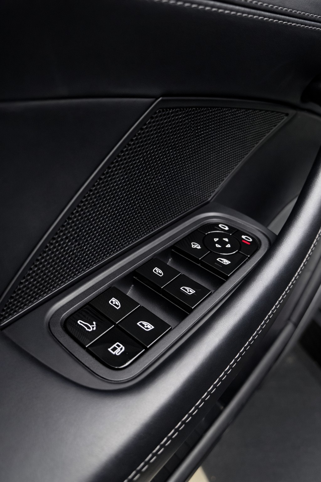 PORSCHE Panamera 4 E-Hybrid PDK-image-29