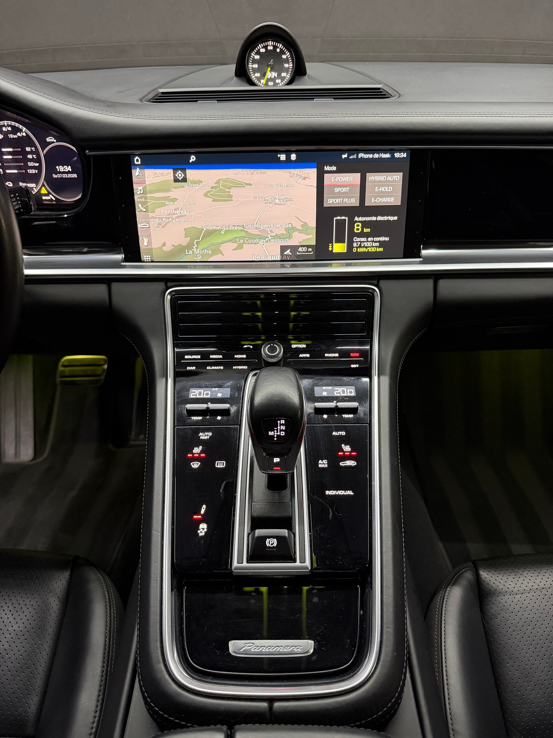 PORSCHE Panamera 4 E-Hybrid PDK-image-18