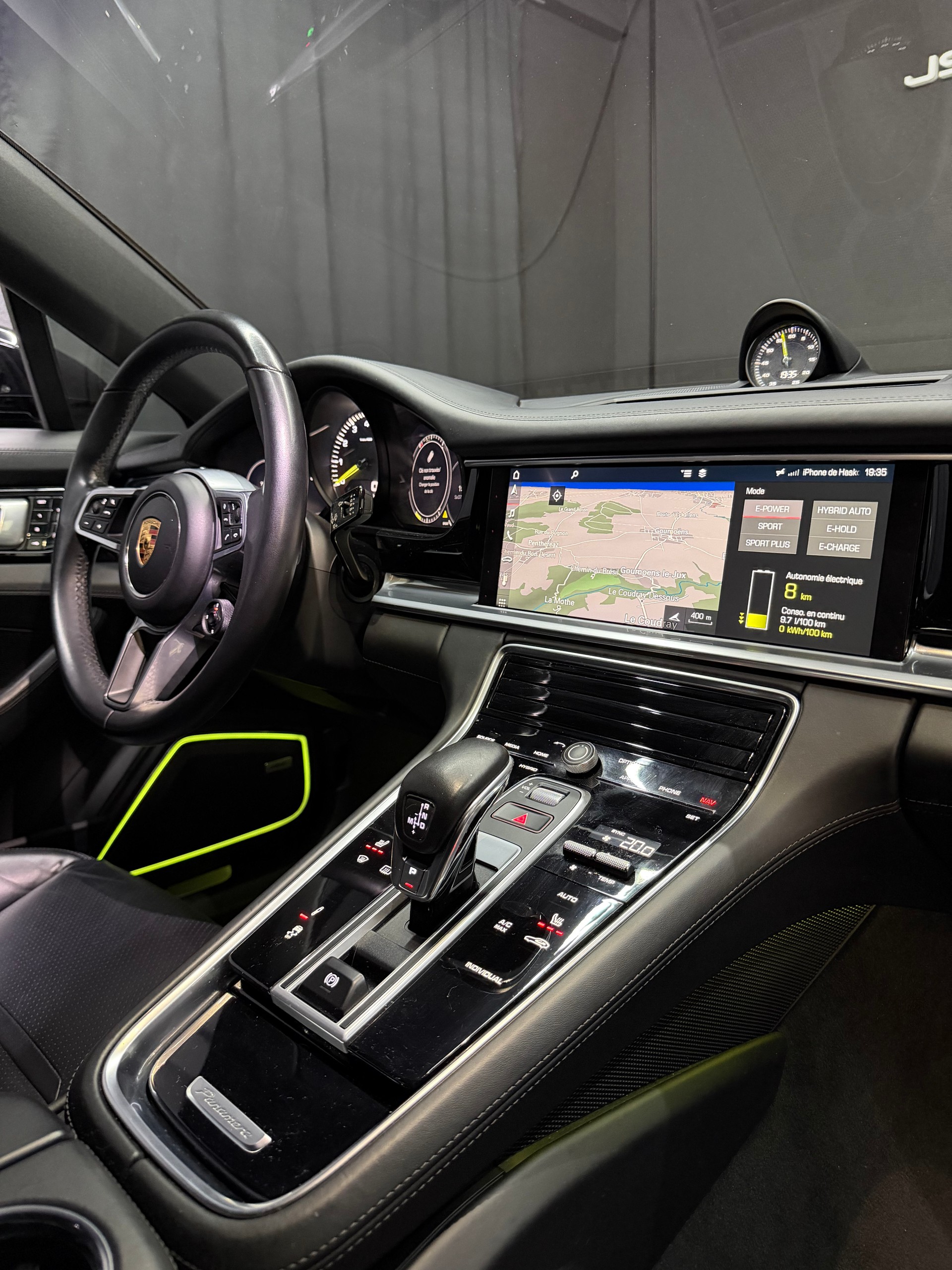 PORSCHE Panamera 4 E-Hybrid PDK-image-19