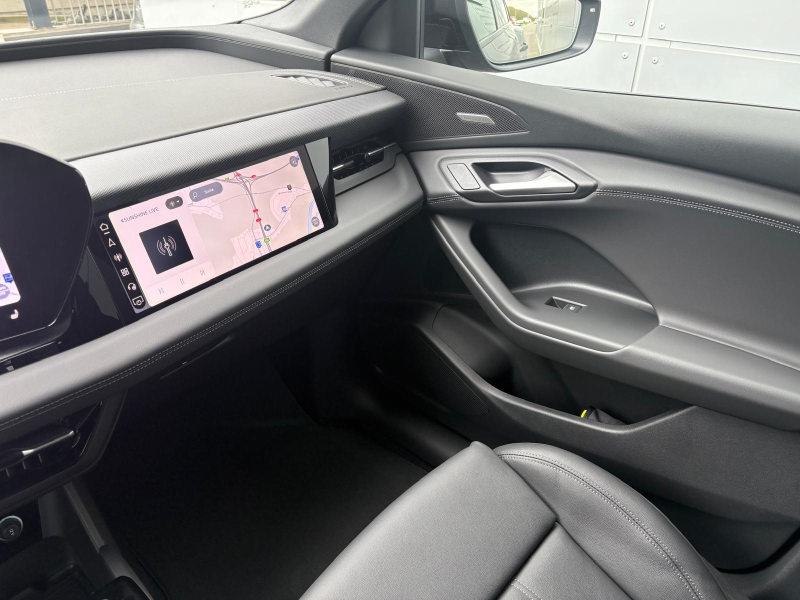 AUDI Q6 Sportback e-tron quattro-image-7