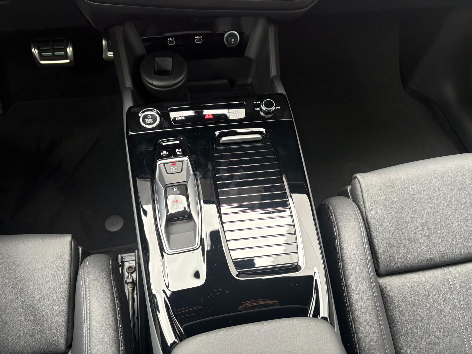 AUDI Q6 Sportback e-tron quattro-image-9