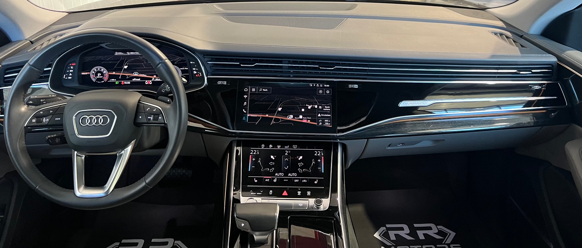 AUDI Q8 55 TFSI quattro tiptronic-image-8