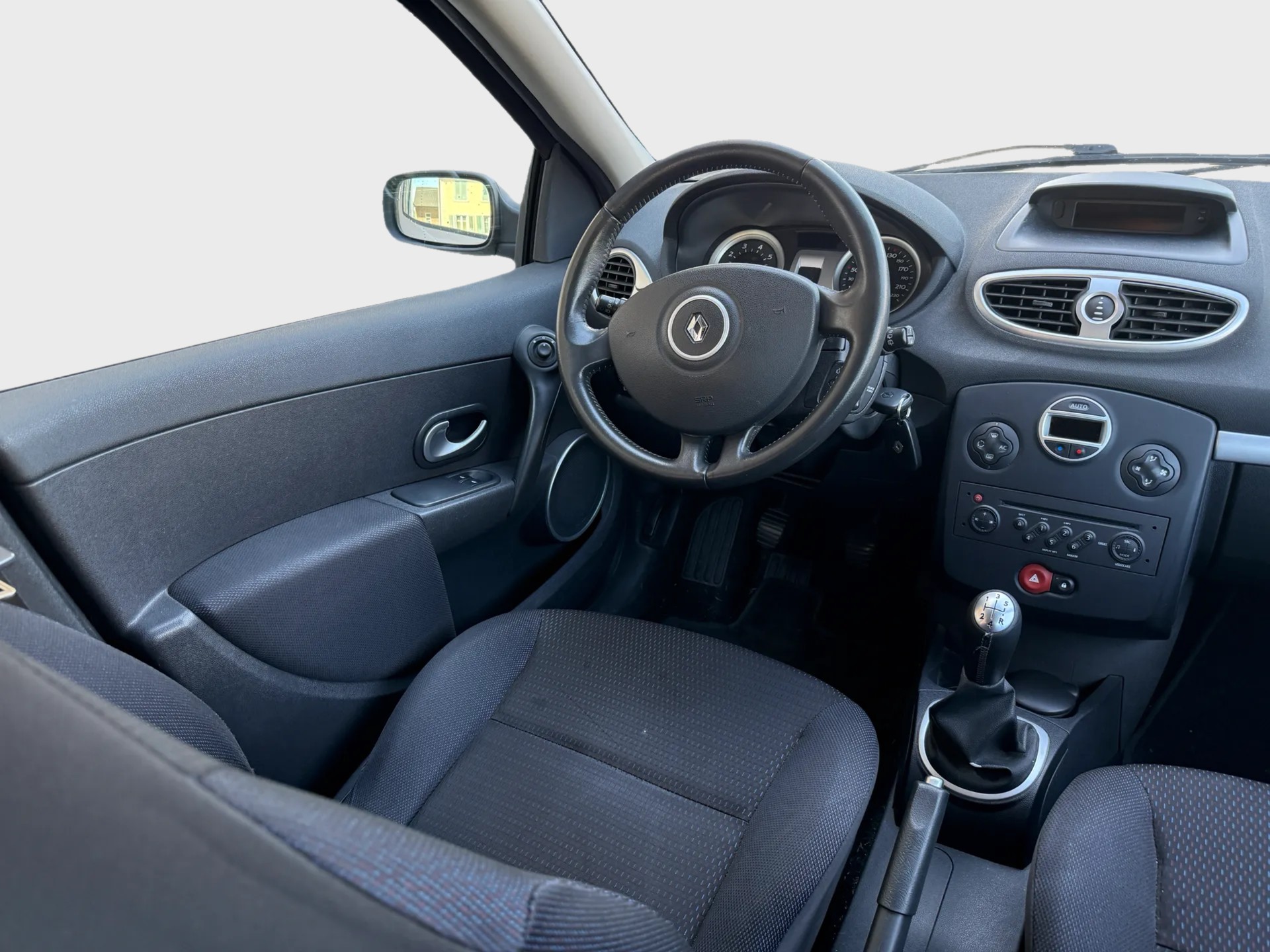 RENAULT Clio 1.2 16V Turbo Exception-image-10