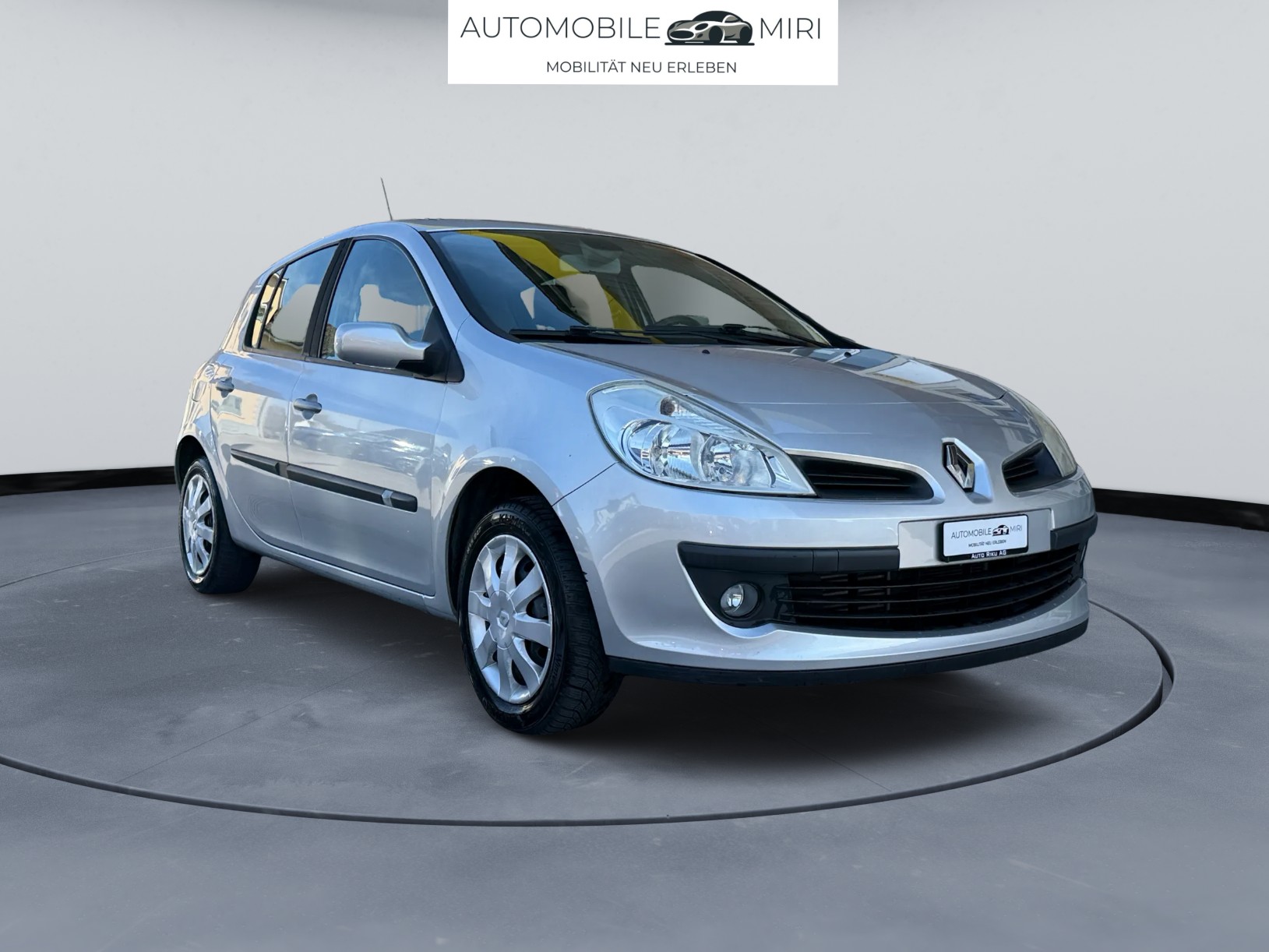 RENAULT Clio 1.2 16V Turbo Exception-image-2