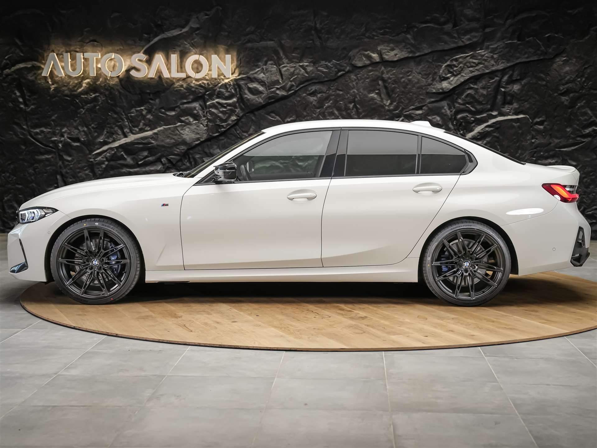 BMW M340d xDrive 48V Steptronic M Sport Pro *Facelift*Head-Up*Ambientebeleuchtung*-image-1
