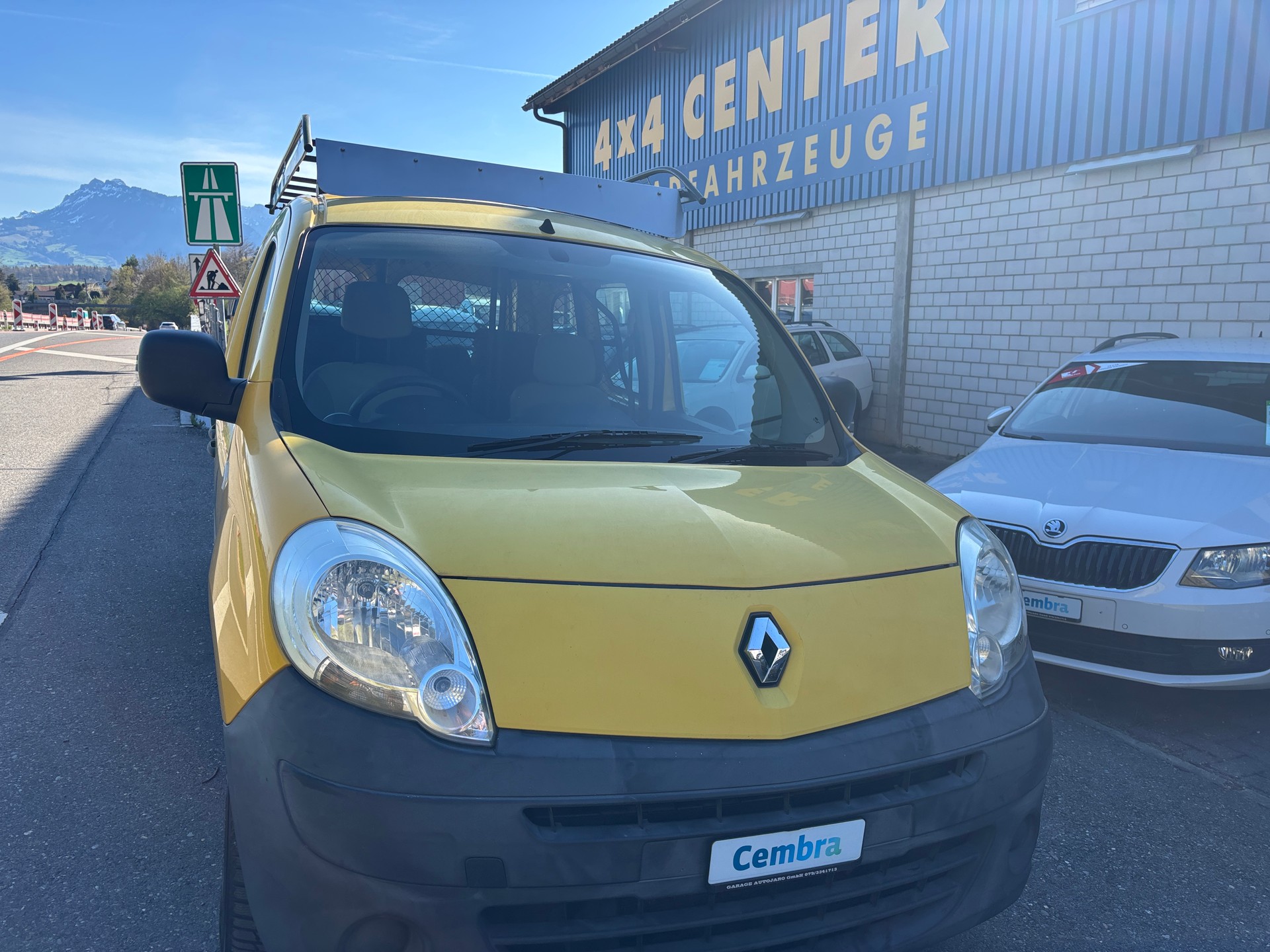 RENAULT Kangoo 1.6 105 Business A-image-13