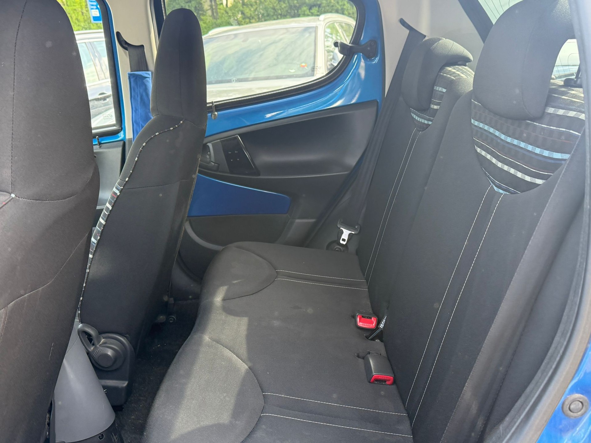 CITROEN C1 1.0i Attraction-image-12