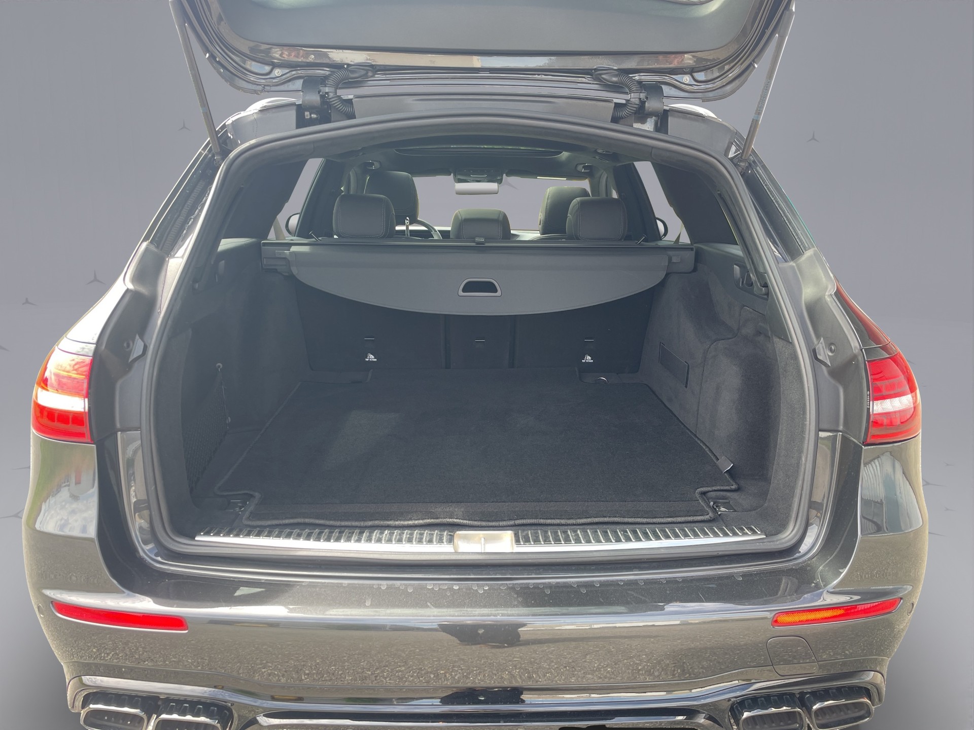 MERCEDES-BENZ E 63 S AMG 4matic+ Kombi-image-9